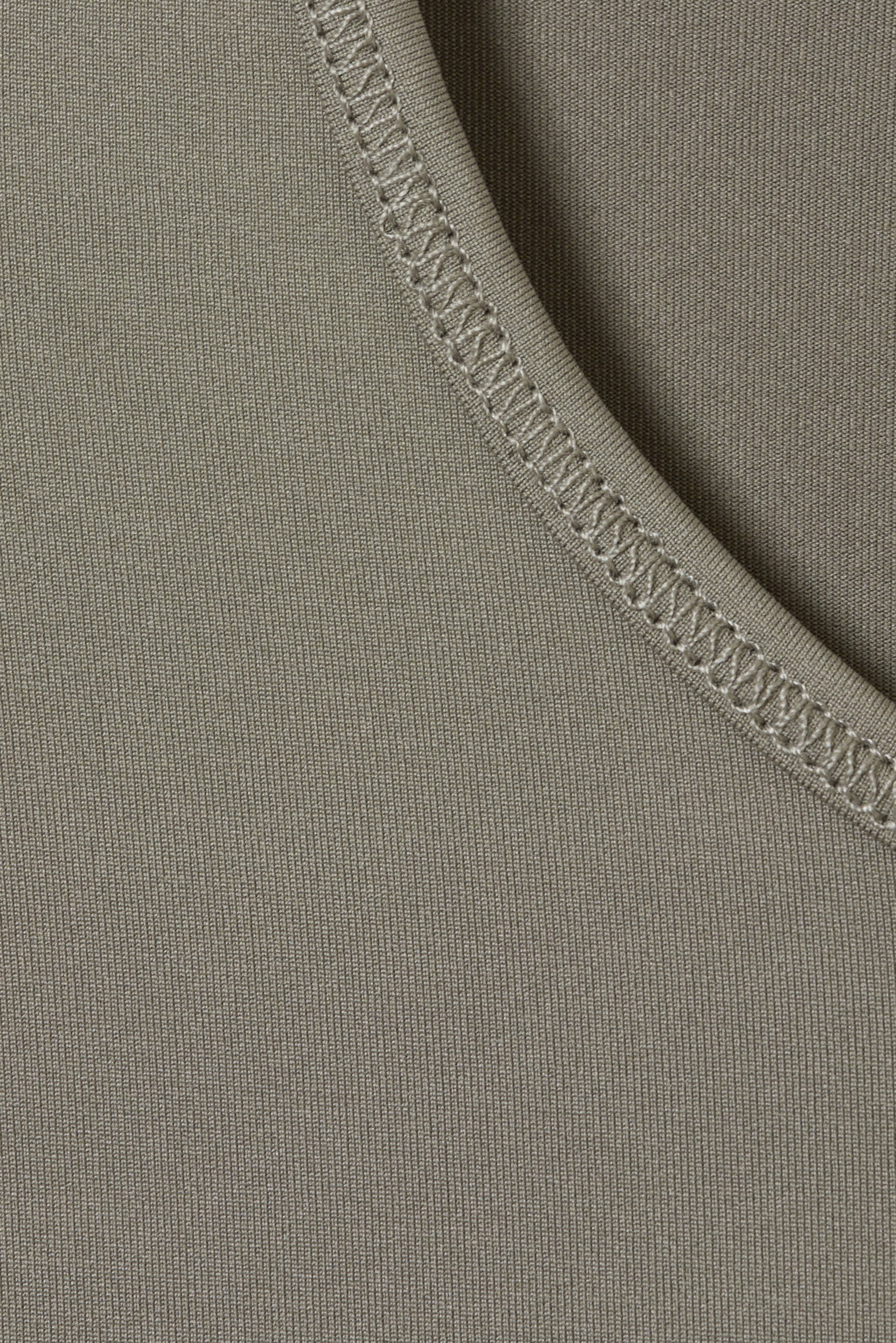 Dunkles Taupe - Langarmshirt Fine - 1
