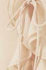 Beige - Blouse met ruches en lange mouwen - 5