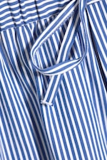 Striped Blue/White - Drawstring Knee-length cotton shorts - 5