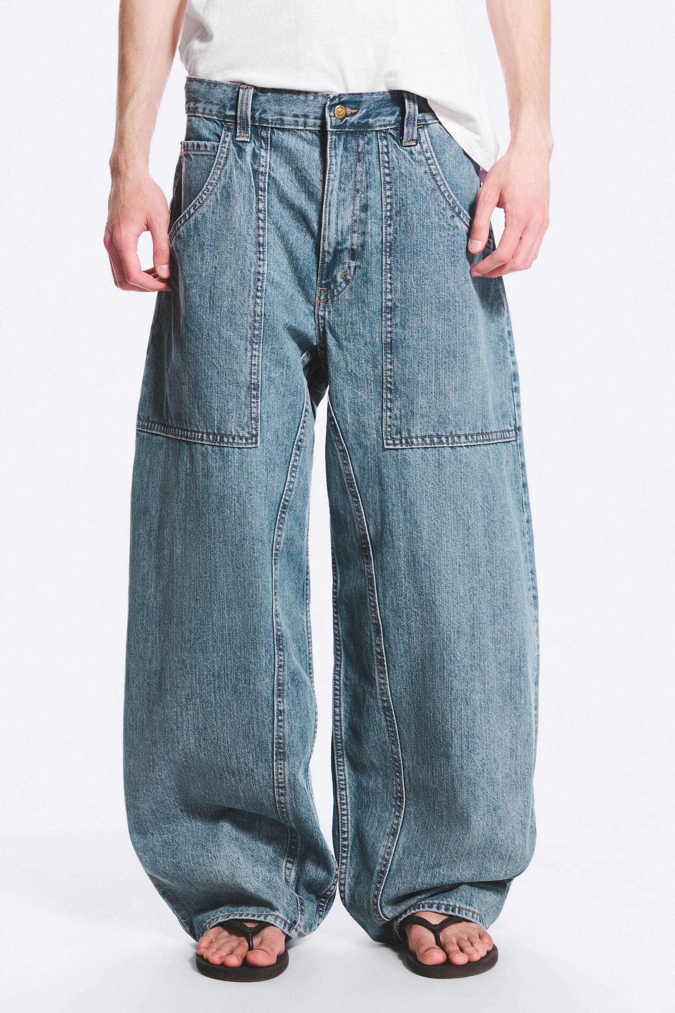 90s Blue – middels blå - Dunno unisex løs Barrel-jeans med lavt liv - 4