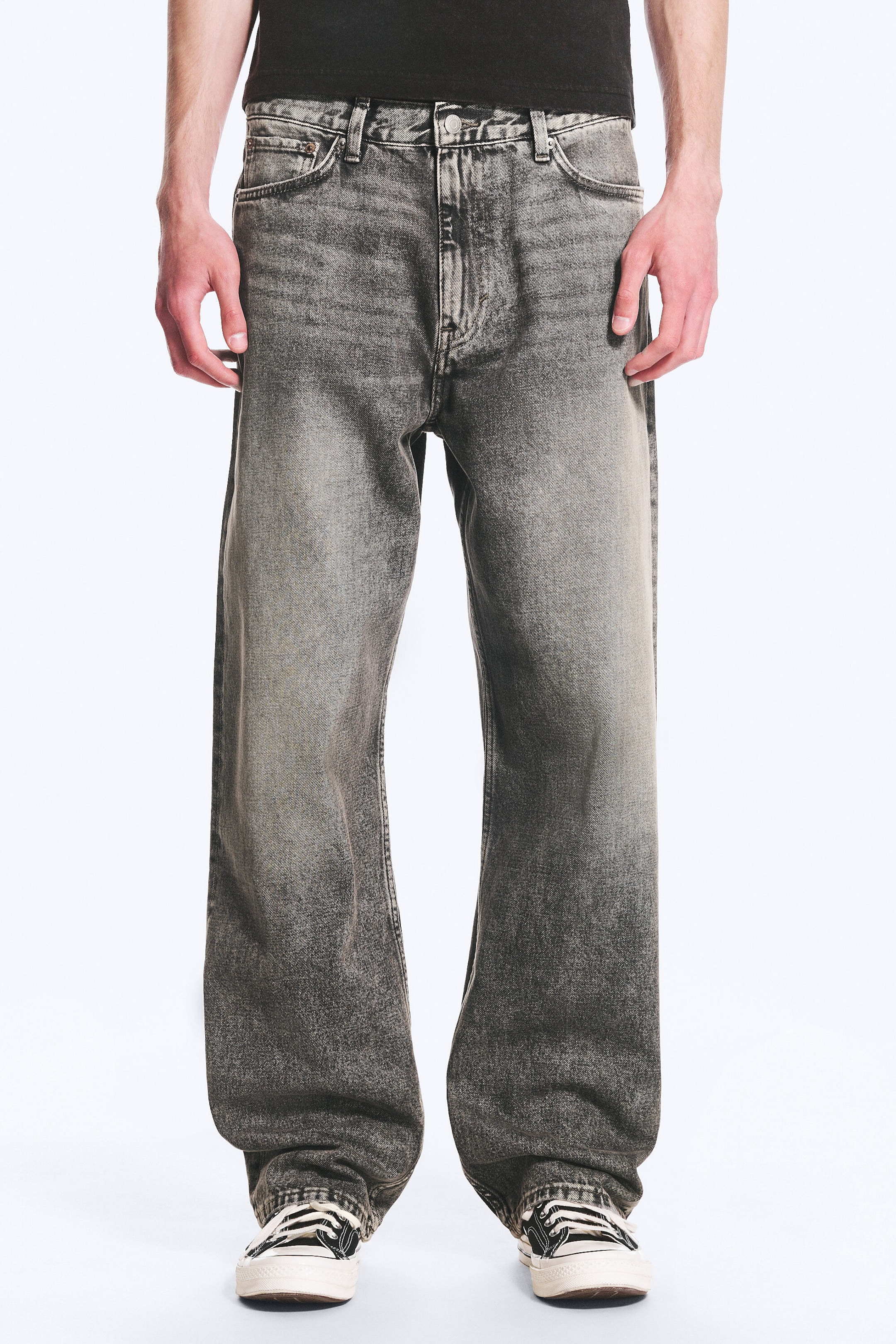 Redondo Black - Black - Galaxy Mid Rise Loose Straight Jeans - 4