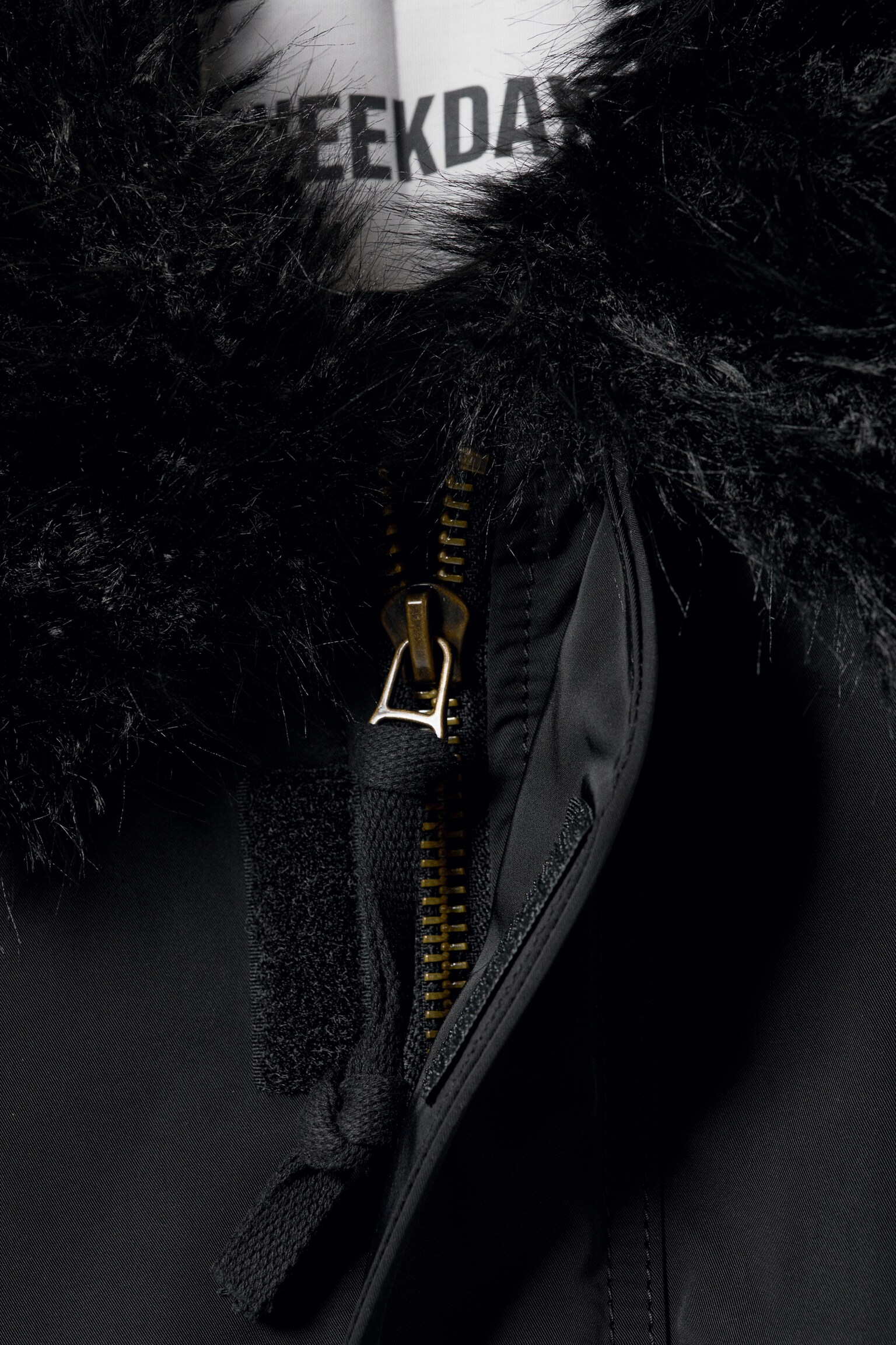 Bomber ample avec col en fausse fourrure - Noir - 4