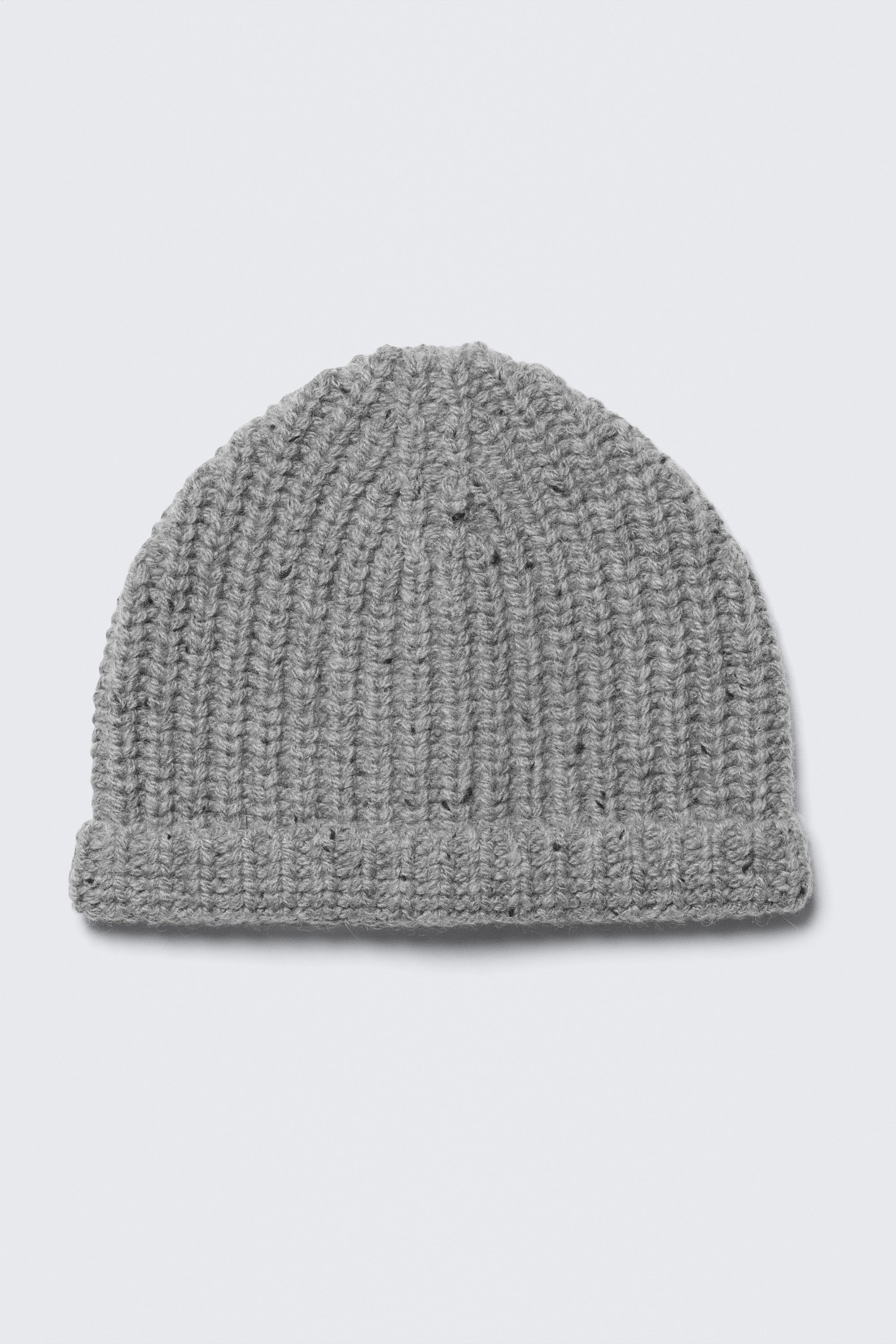 Gråmelerad - Ribbstickad beanie