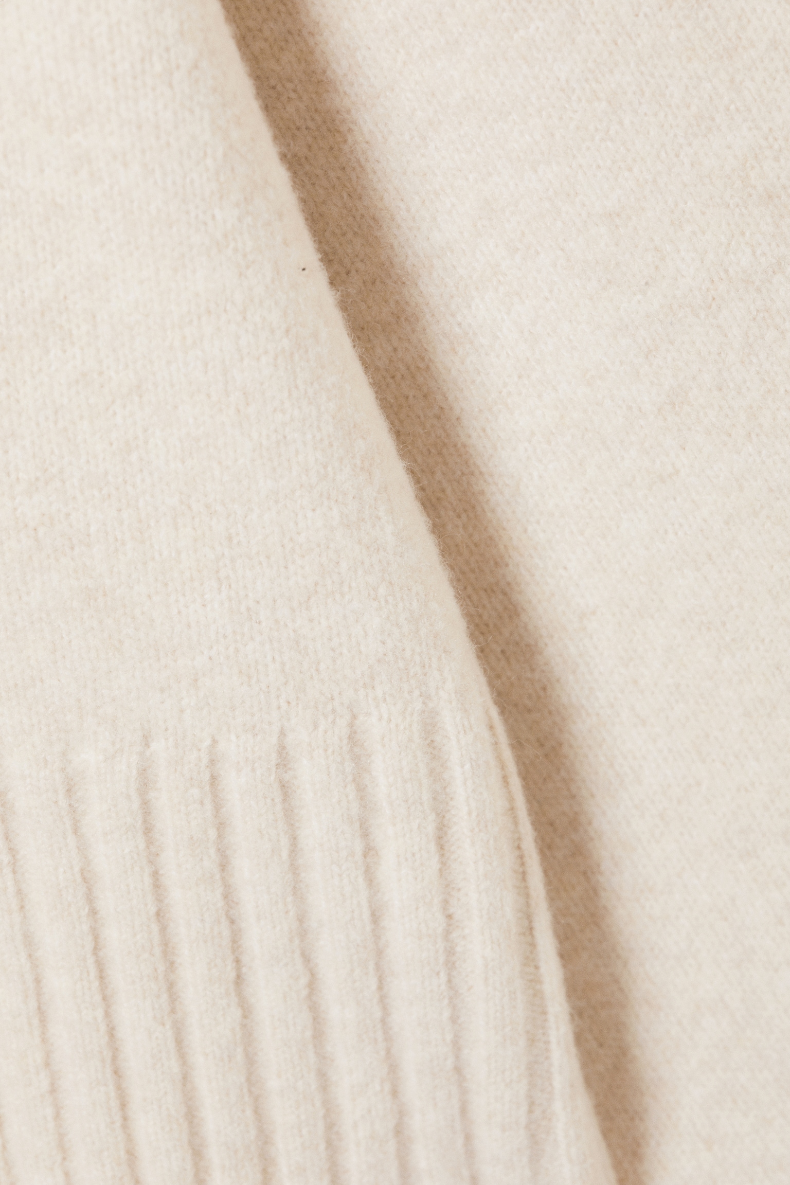 Knitted Oversized Sweater - Dusty White/Light Dusty Pink/Dark Brown - 4