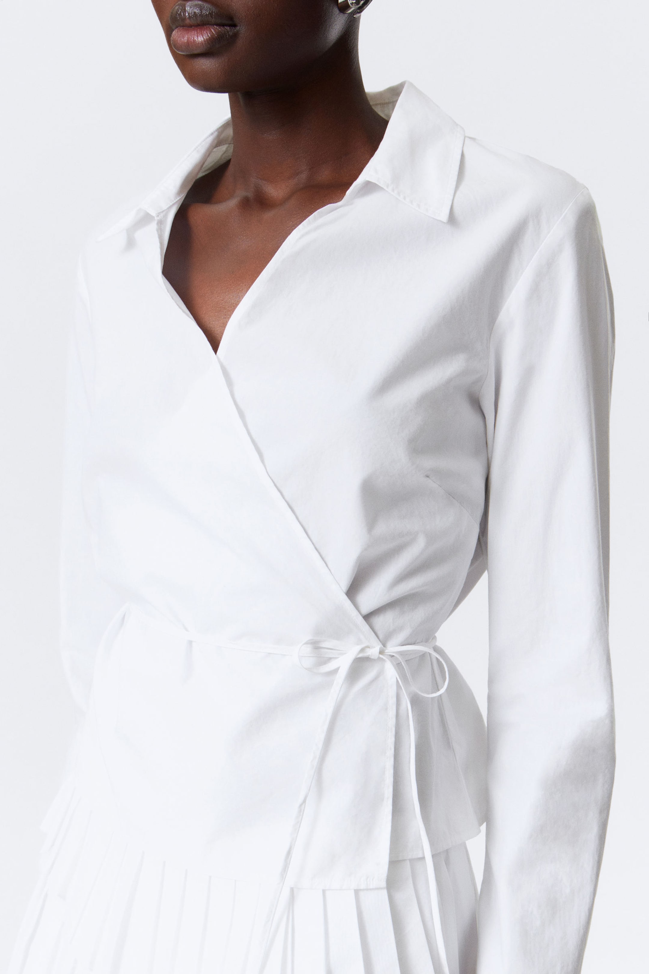 White - Long-Sleeved Wrap Poplin Shirt - 2
