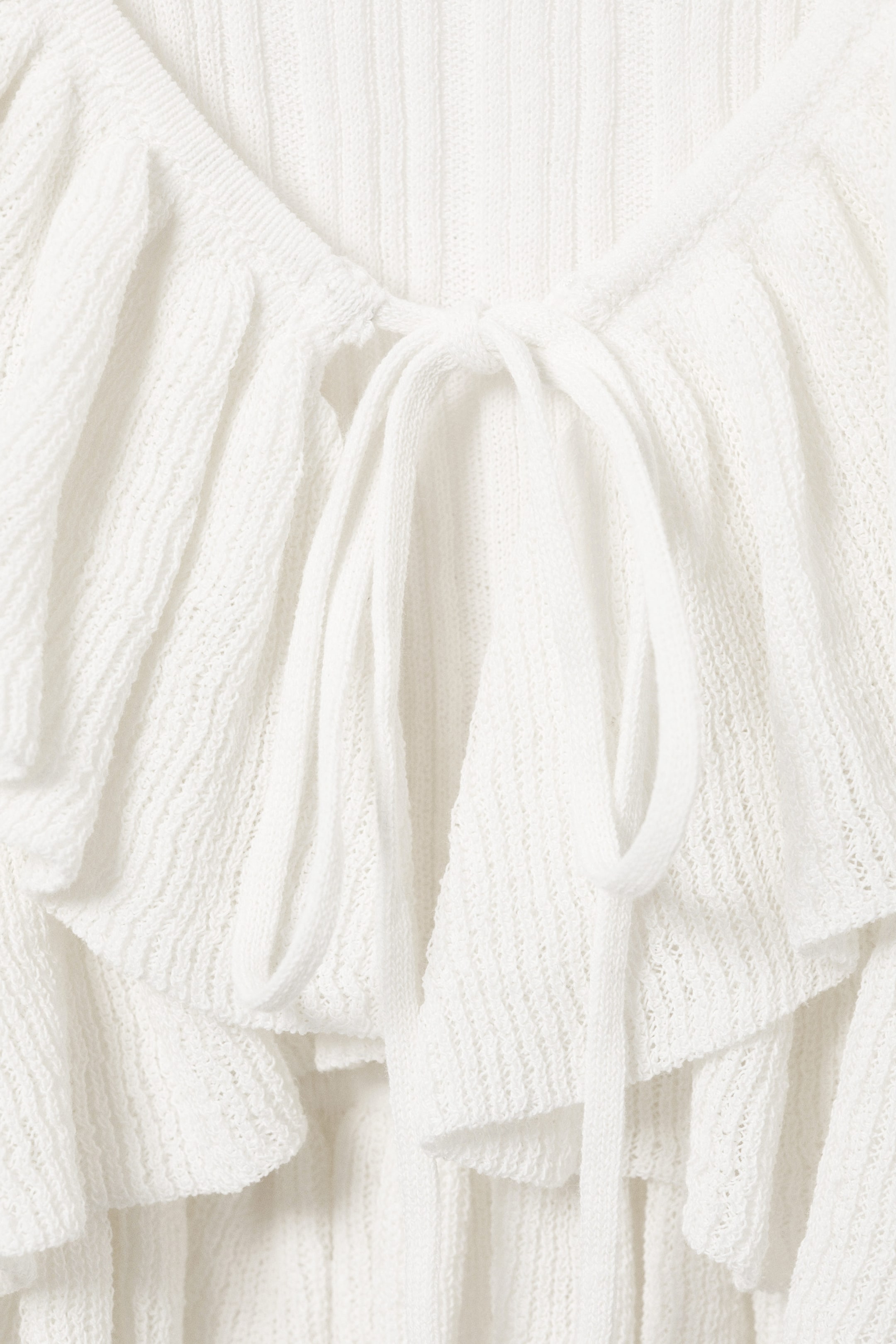 Vit - YULIA B stickad v-ringad cardigan med volang - 4