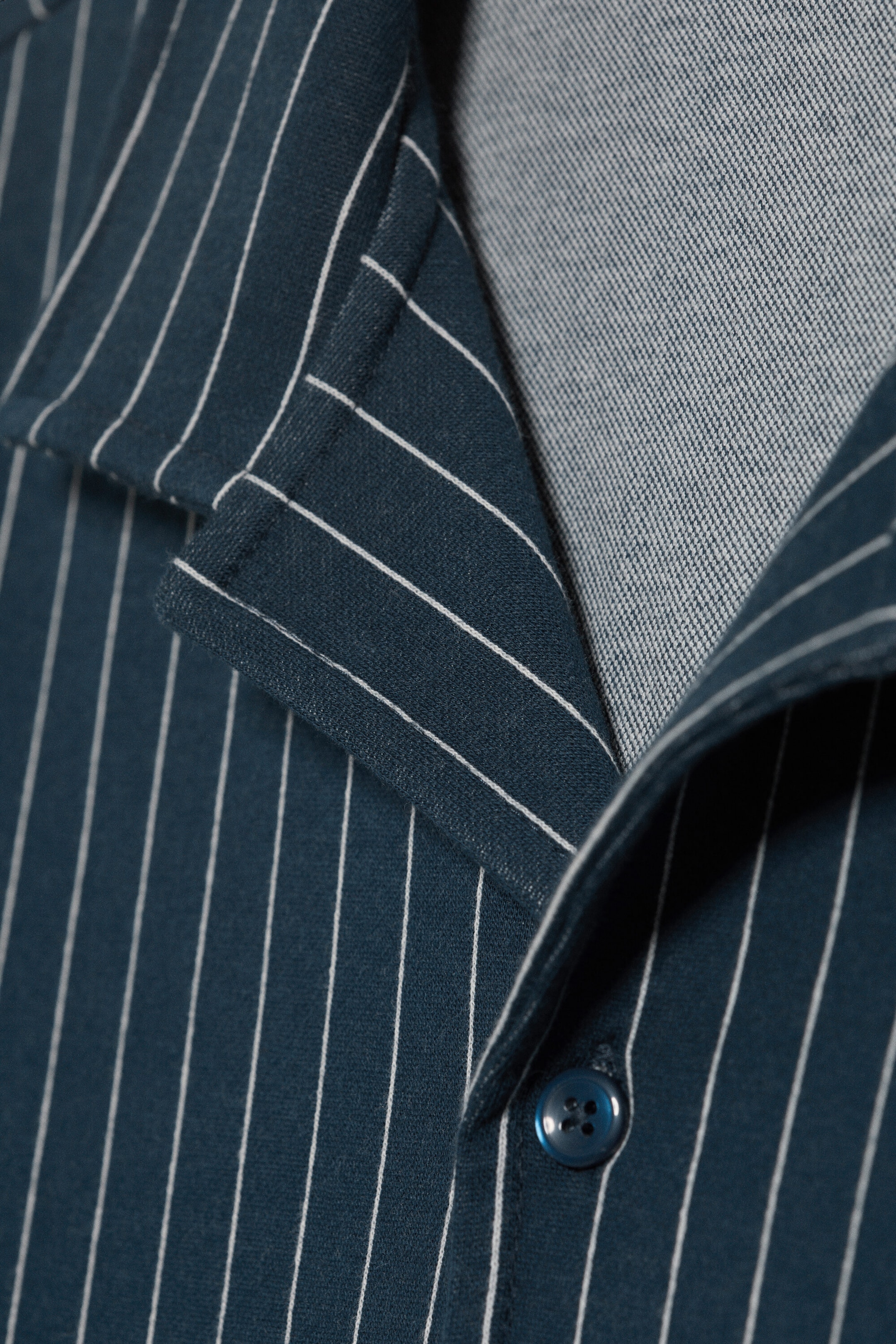 Striped dark Blue - Textured Short-Sleeved Resort Shirt - 2
