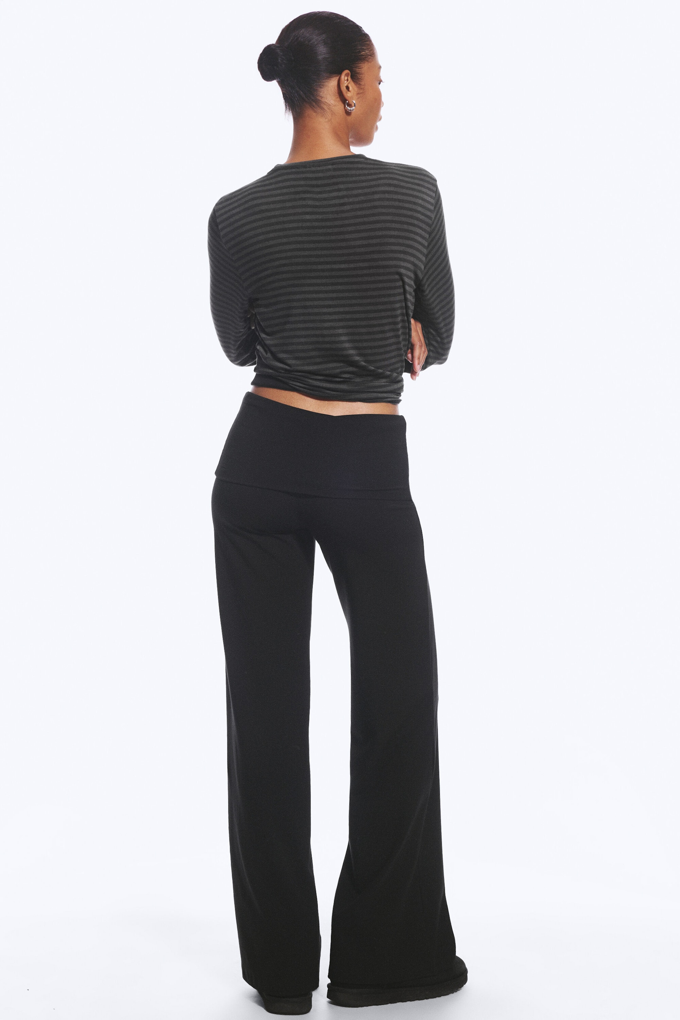 Black - Mid-Rise Flared Pyjama Trousers - 4