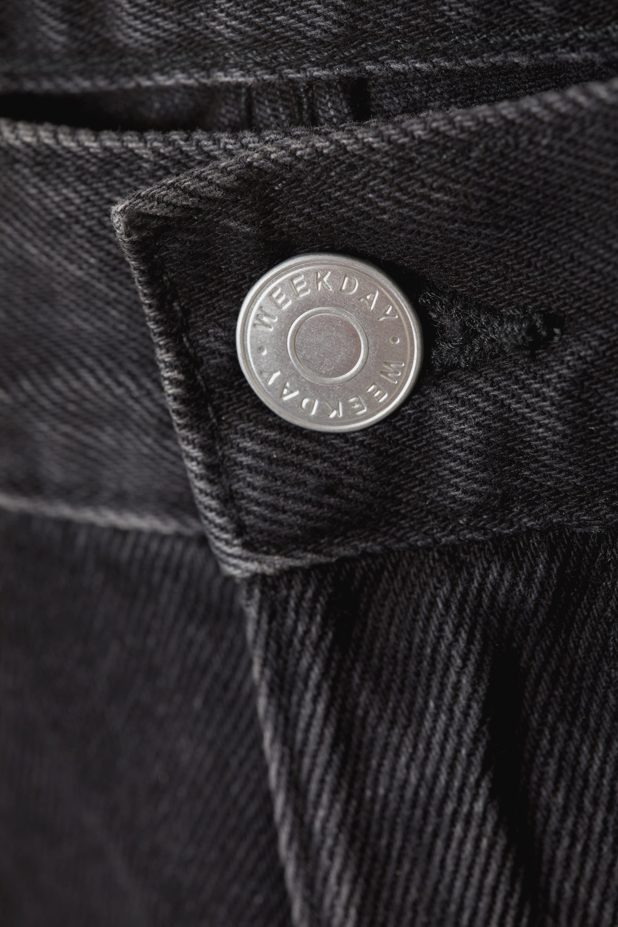 Abgetöntes Schwarz - Galaxy Mid Waist Loose Denim Shorts - 2