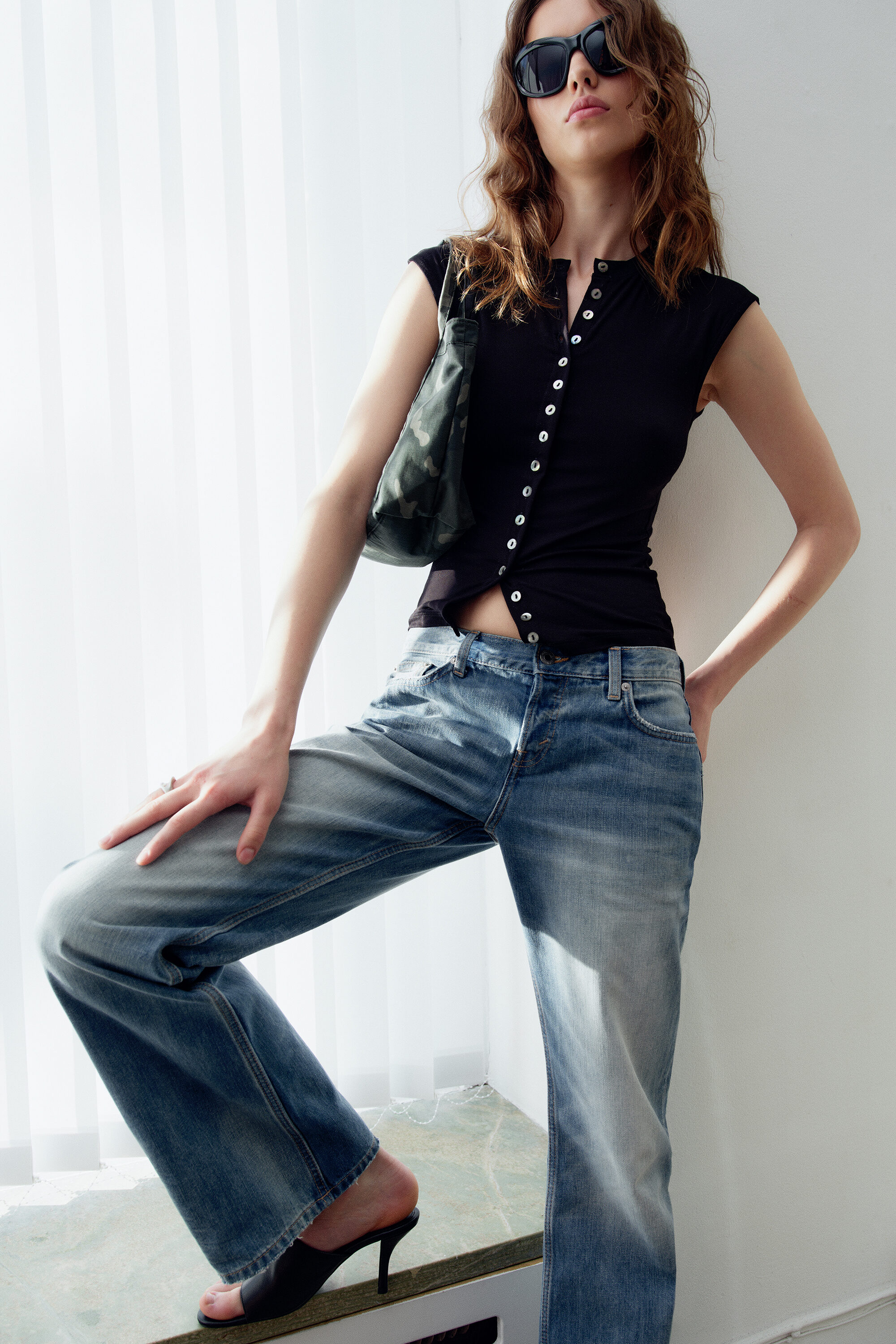 pearl button up top - Black - Pearl Buttons | Weekday WW