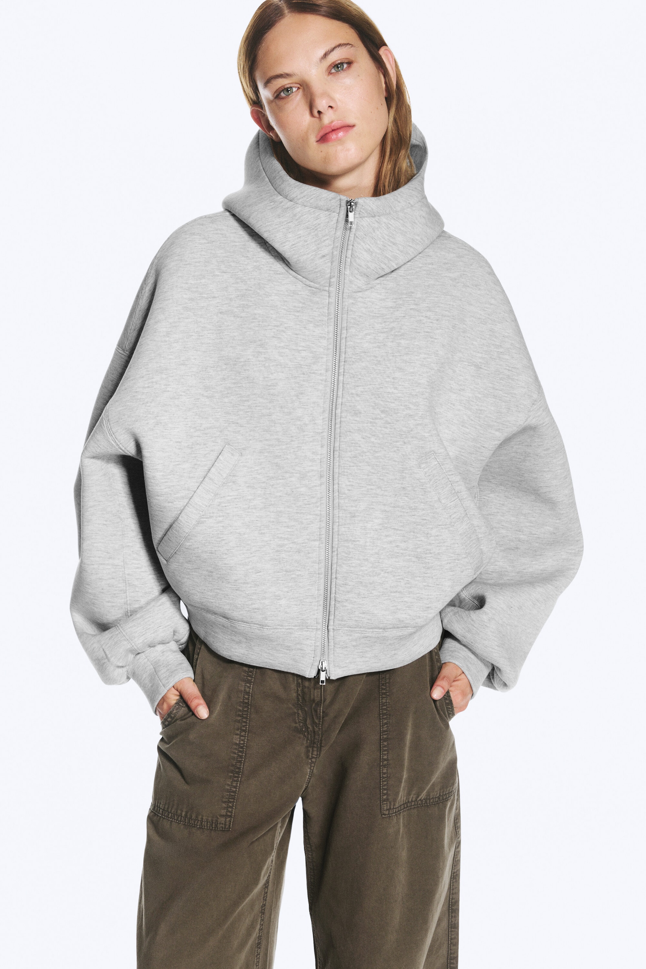 Gråmelerad - Oversized Scuba-hoodie med hög krage och dragkedja - 1