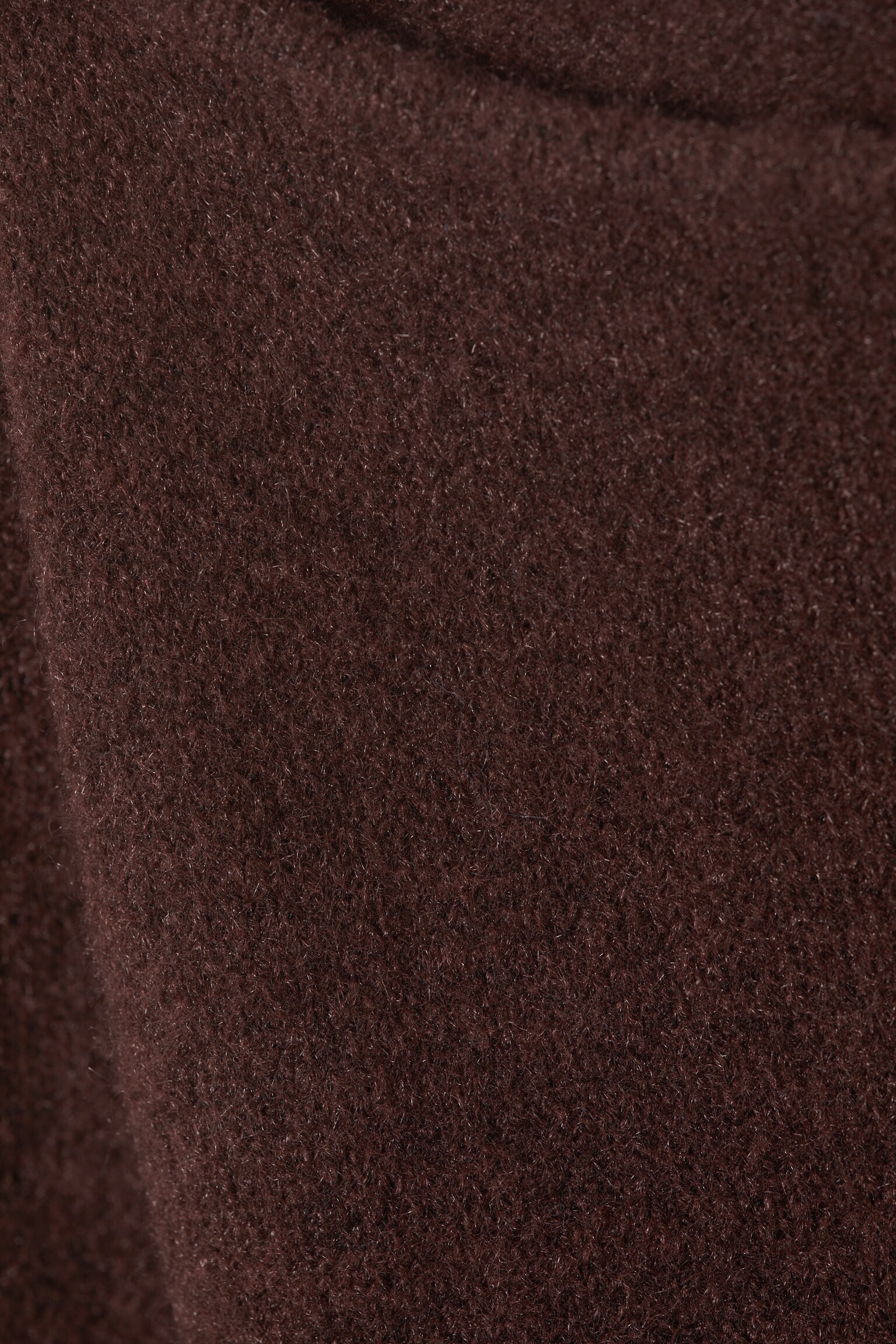 Weicher Strickpullover mit U-Boot-Ausschnitt - Dunkelbraun/Hellweiß/Taubenblau - 4
