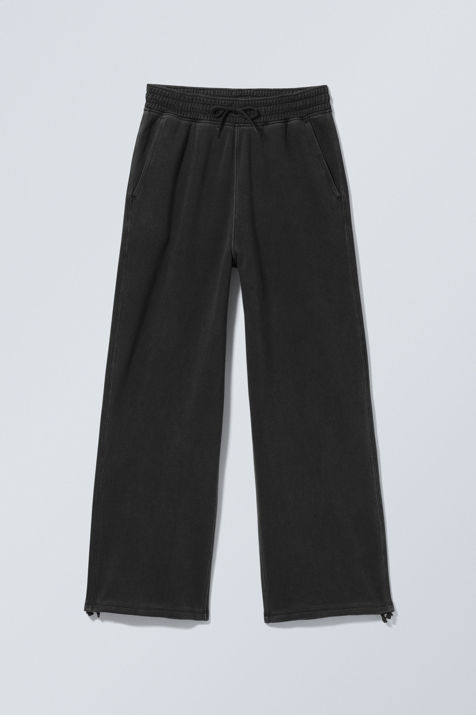 パンツ WEEKDAY ASTRO Tuned Black 30/32 astro sweatpants - Washed Black | Weekday WW