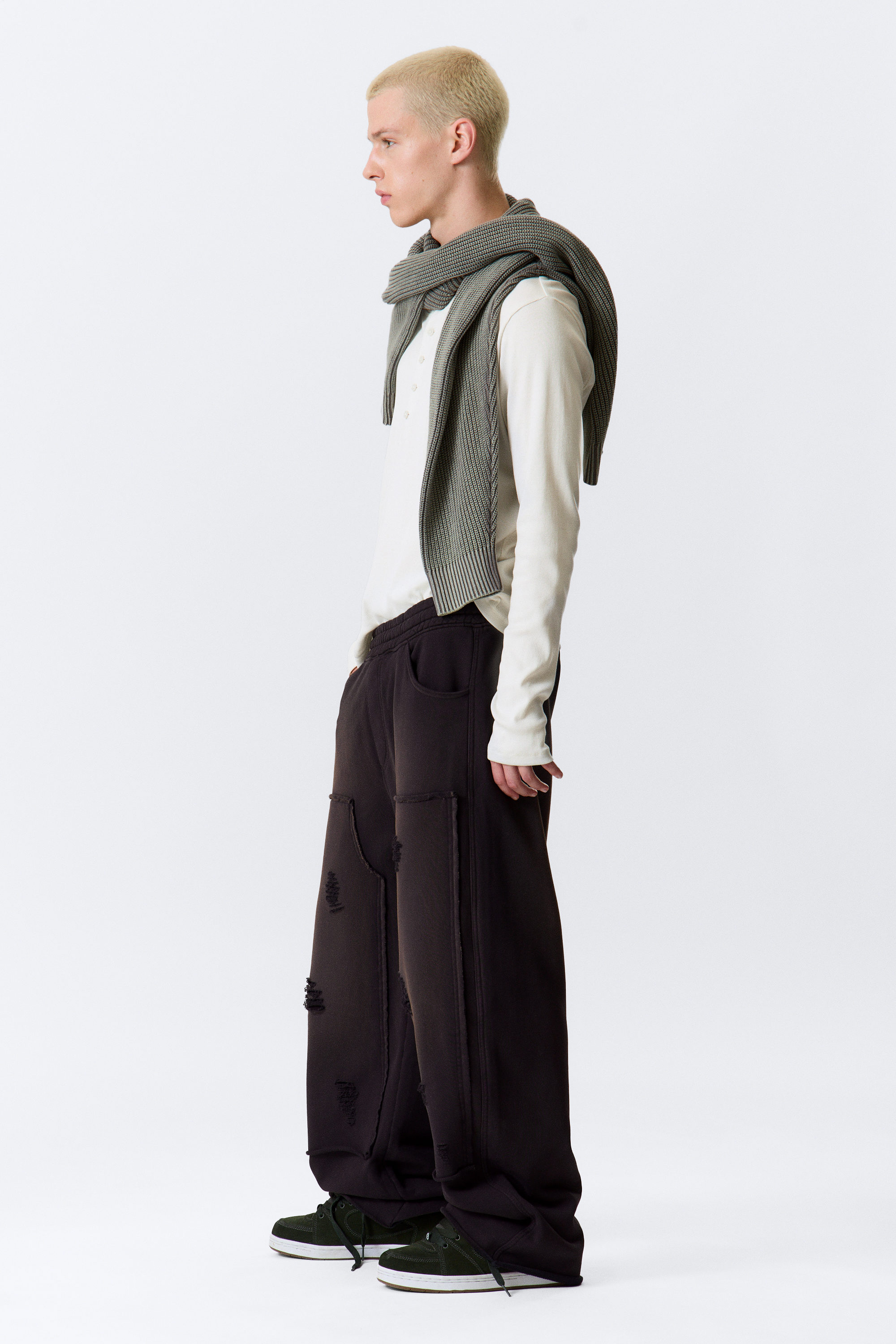 Dunkelblau - Jogginghose aus Baumwollfrottee im Used-Look - 7