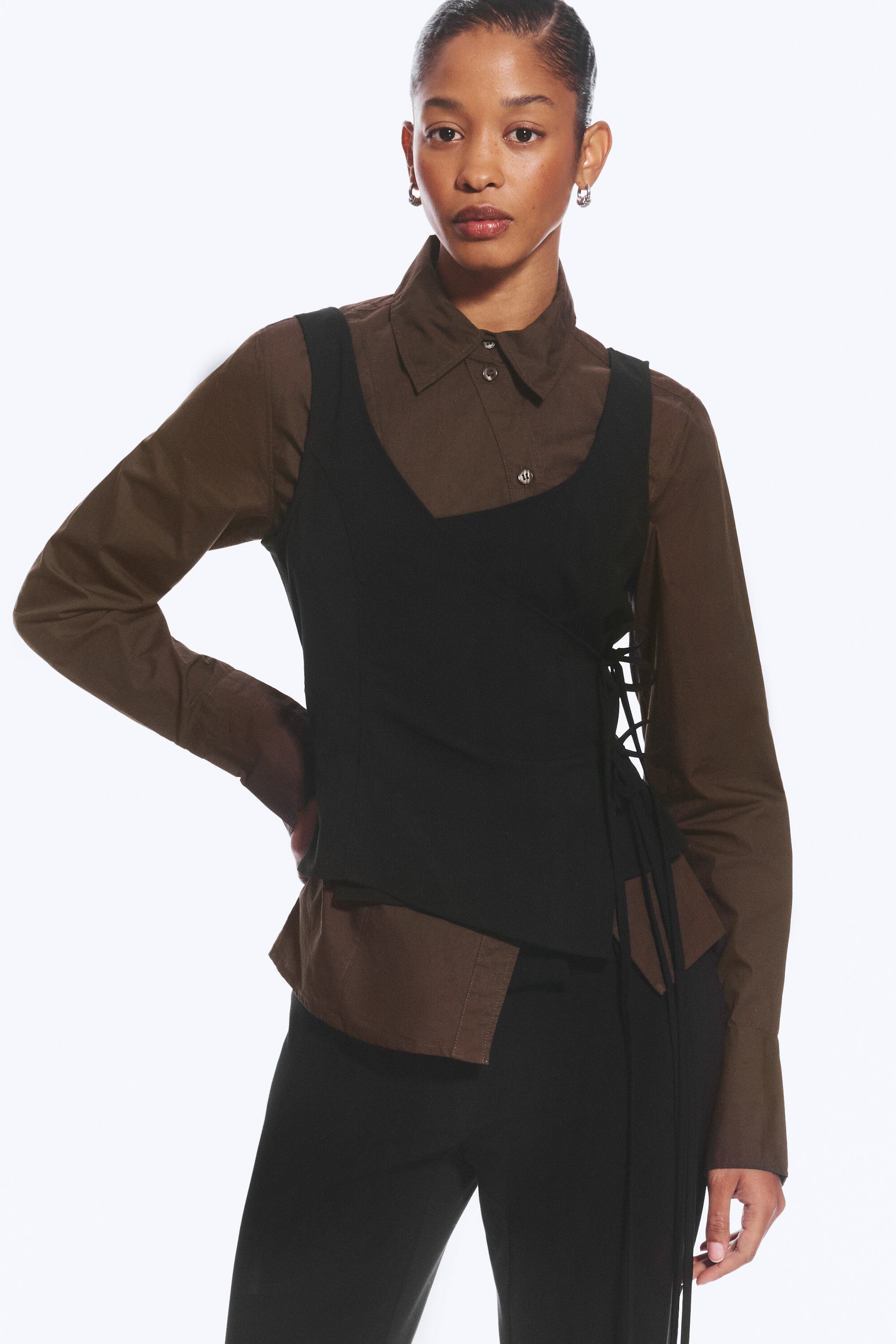 Noir - Haut à bretelle portefeuille asymétrique - 1