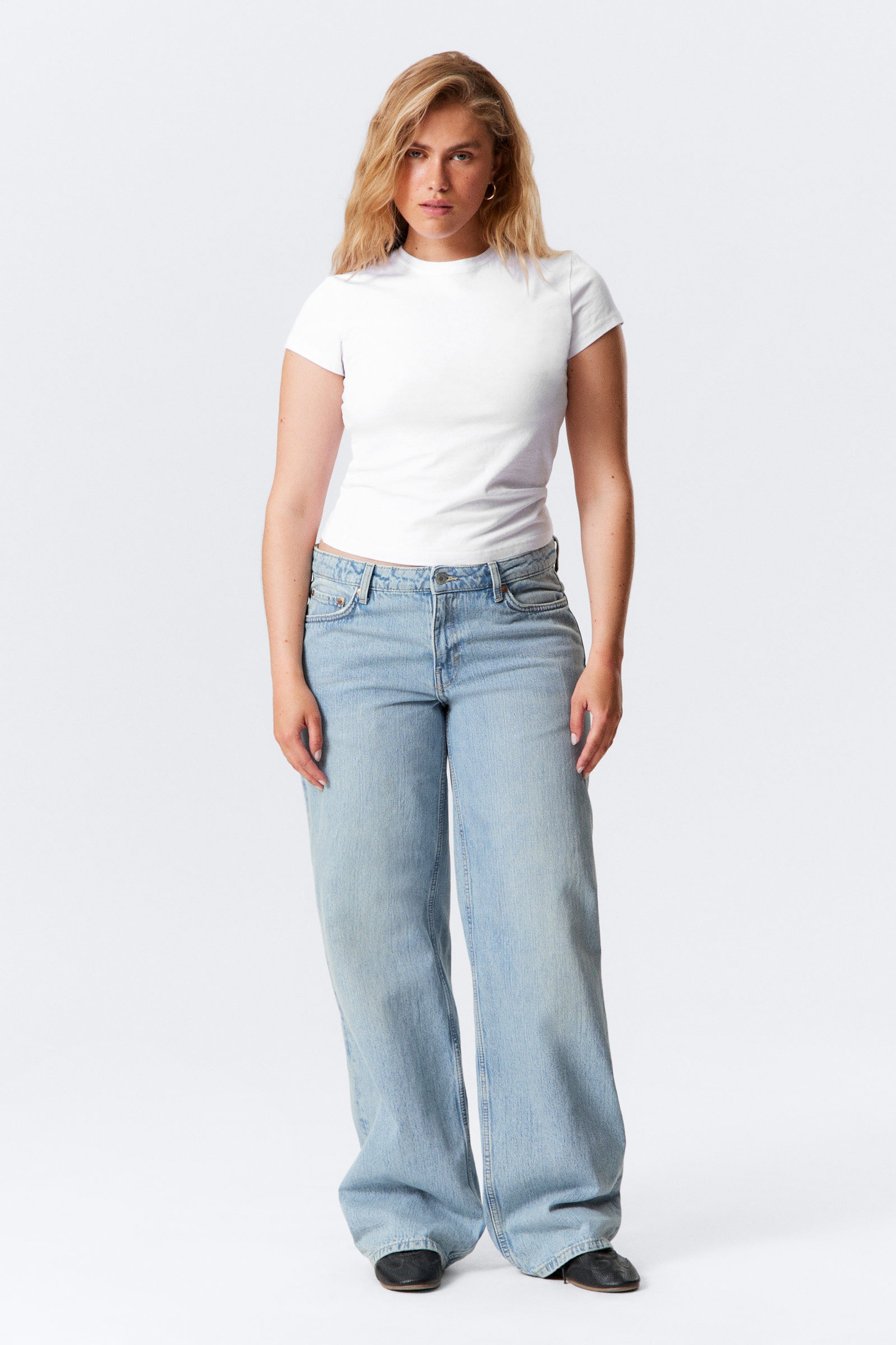 #8898AC - Ample Low Rise Loose Wide Leg Jeans - 1