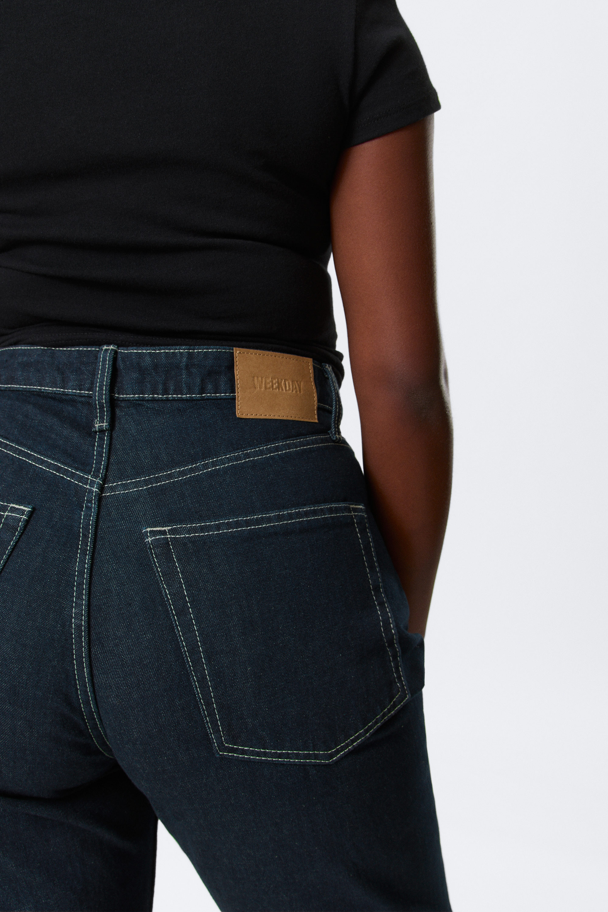 Blue Rinse - Mörkblå - Resolute Curve High Waist Regular Straight Jeans - 4