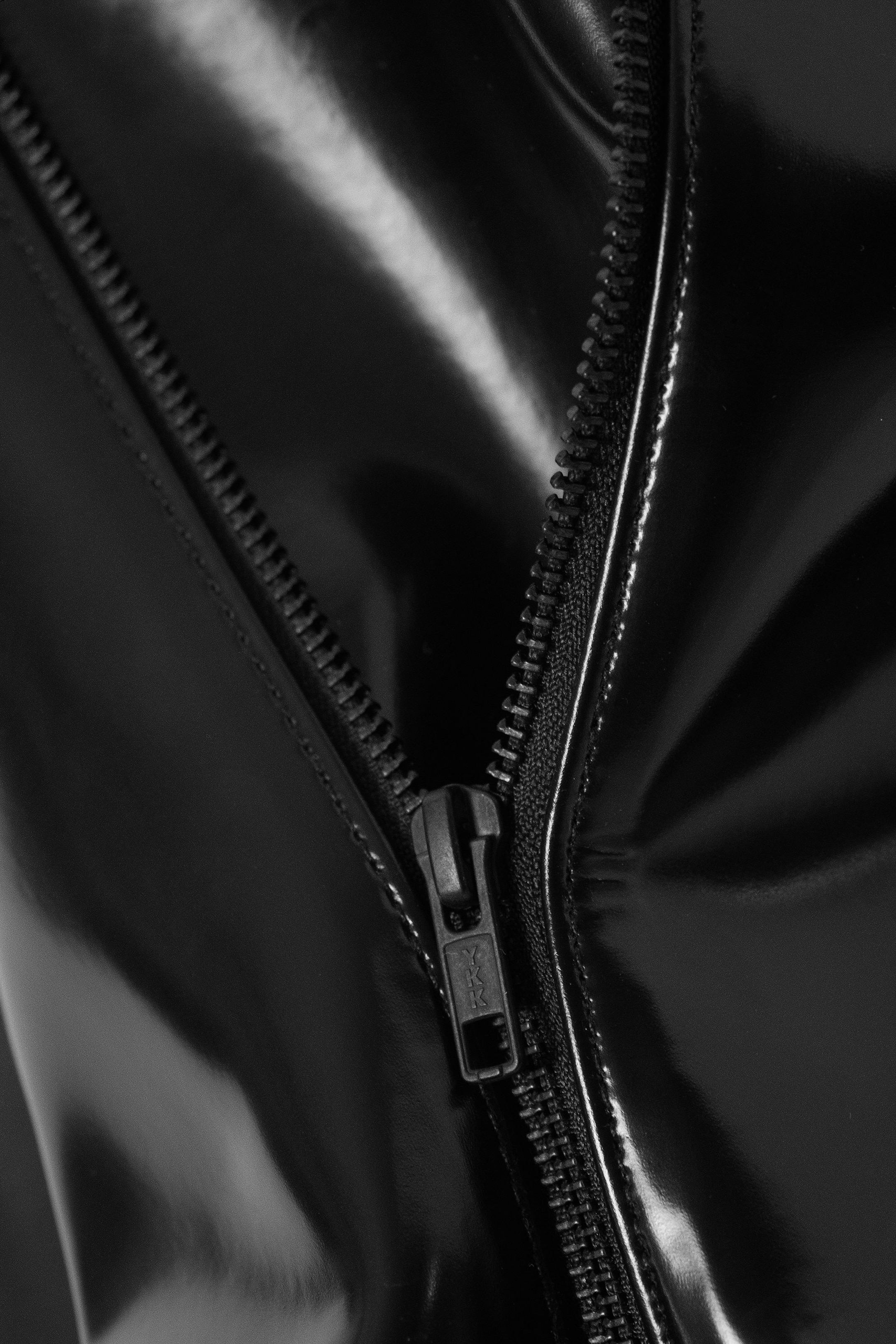 Noir - GRAND CABAS BRILLANT - 4