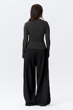 Black - Pierced Long-Sleeved Top - 3