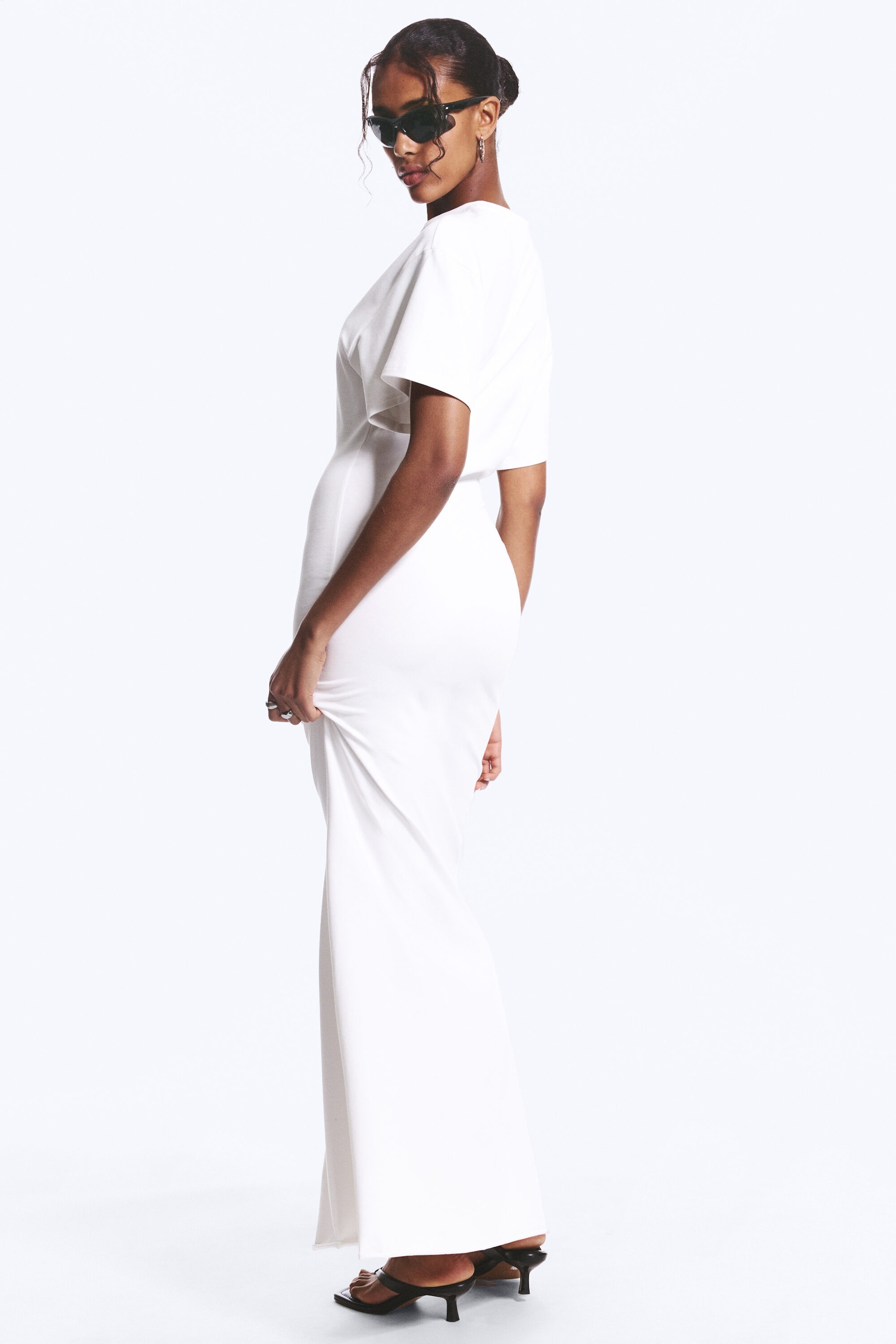 White - Gathered Short-Sleeved Maxi Dress - 3
