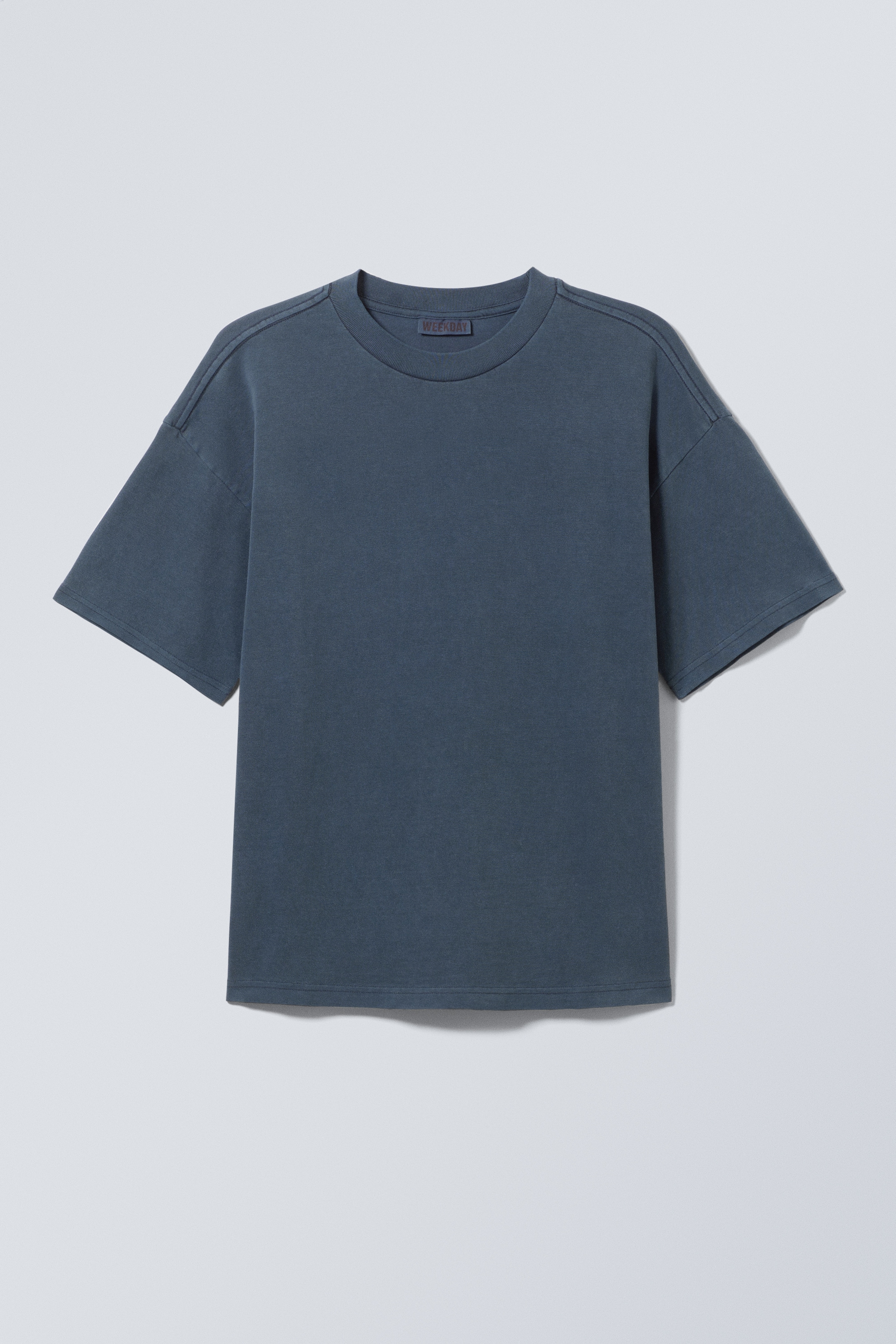 Größeres Bild ansehen: Kastiges T-Shirt - Verwaschenes Dunkelblau - Men | H&M DE 1