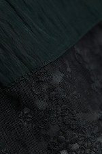 Schwarz - Cropped Camisole mit Spitzenbesatz - 4