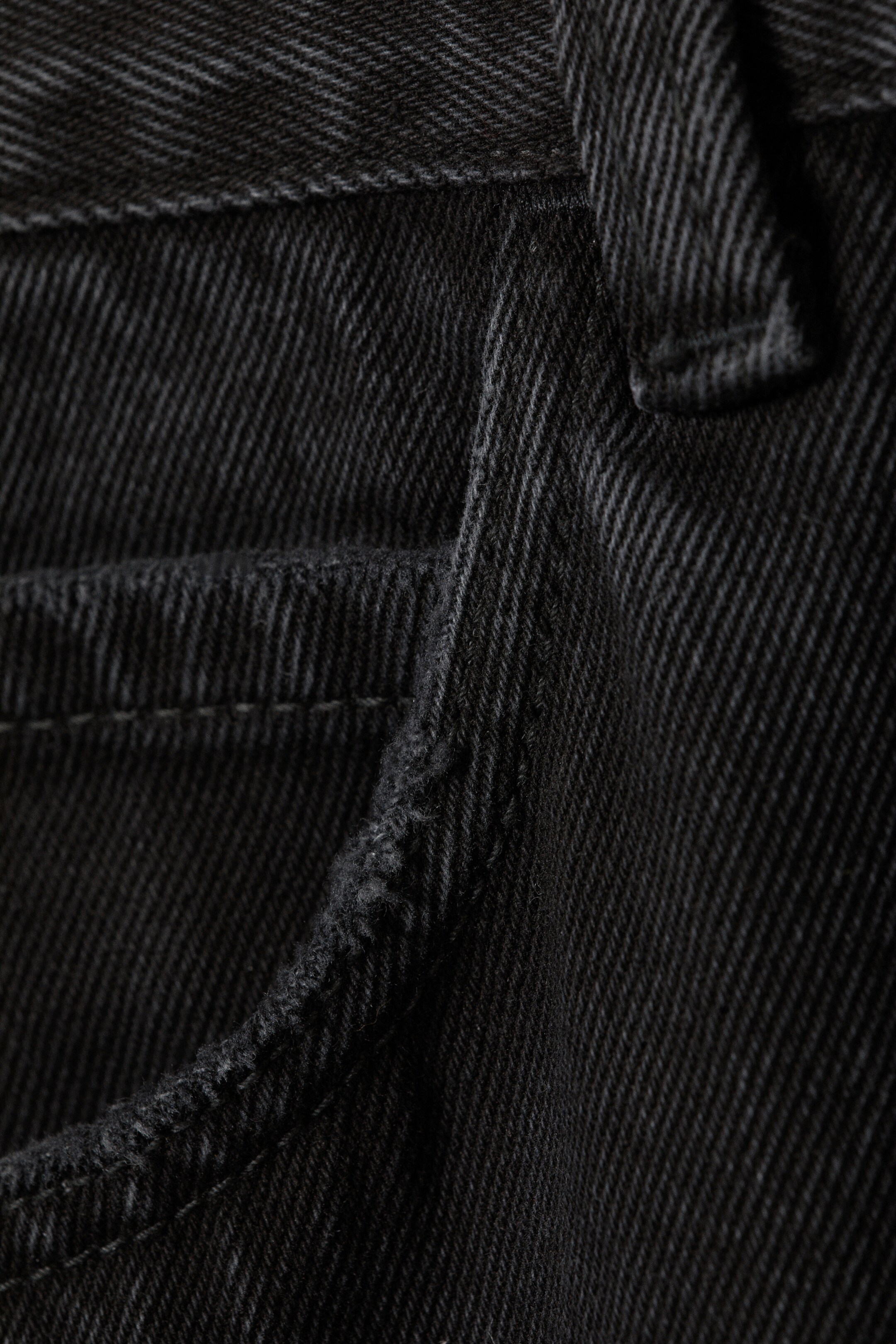 Agrandir l'image: Jean unisexe noir délavé Looser CM x LB - Noir délavé - HOMME | H&M FR 2