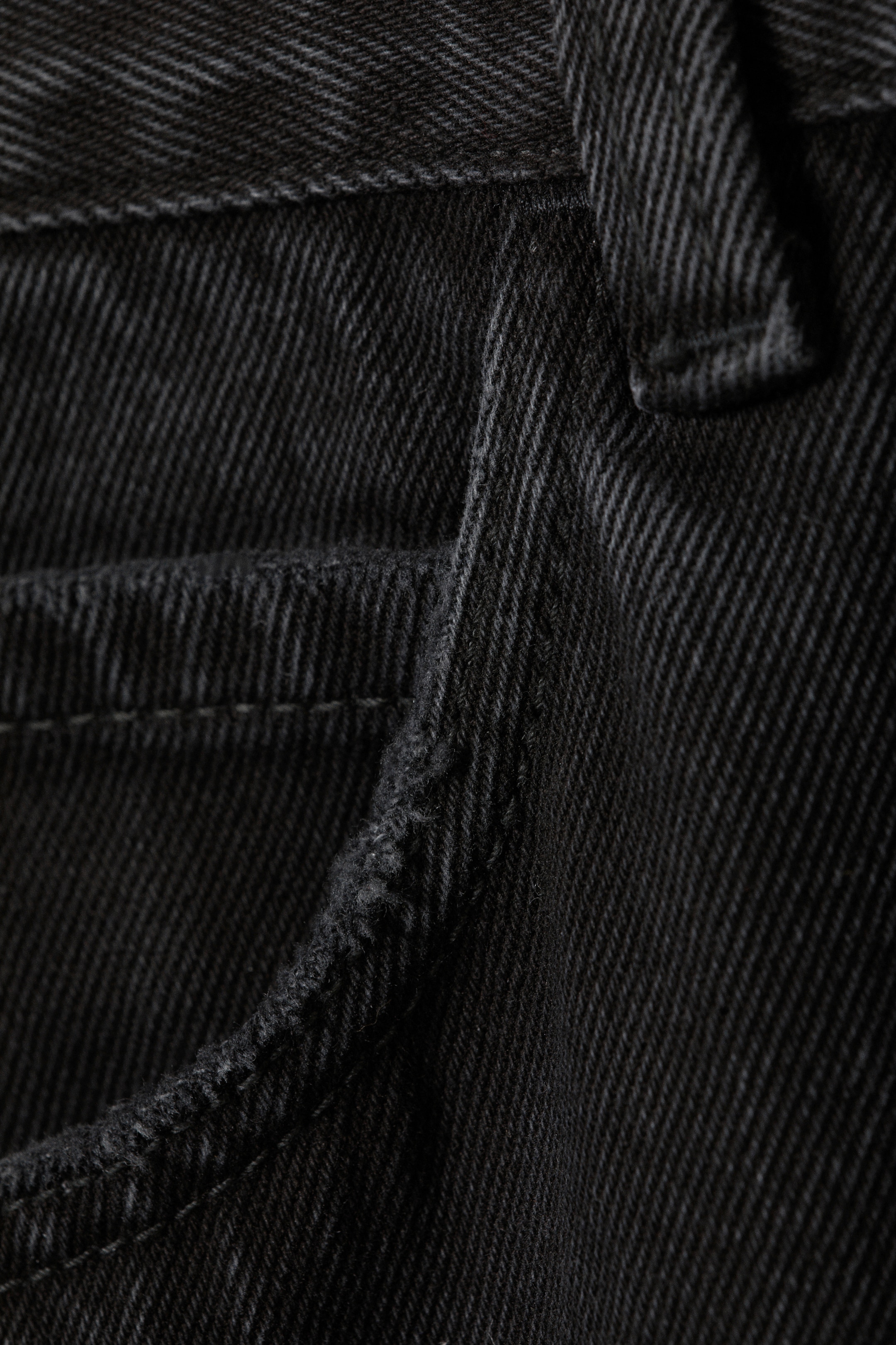 Zobrazit větší obrázek: CM x LB Looser Washed Black Unisex Jeans - Washed Black - MUŽI | H&M CZ 2