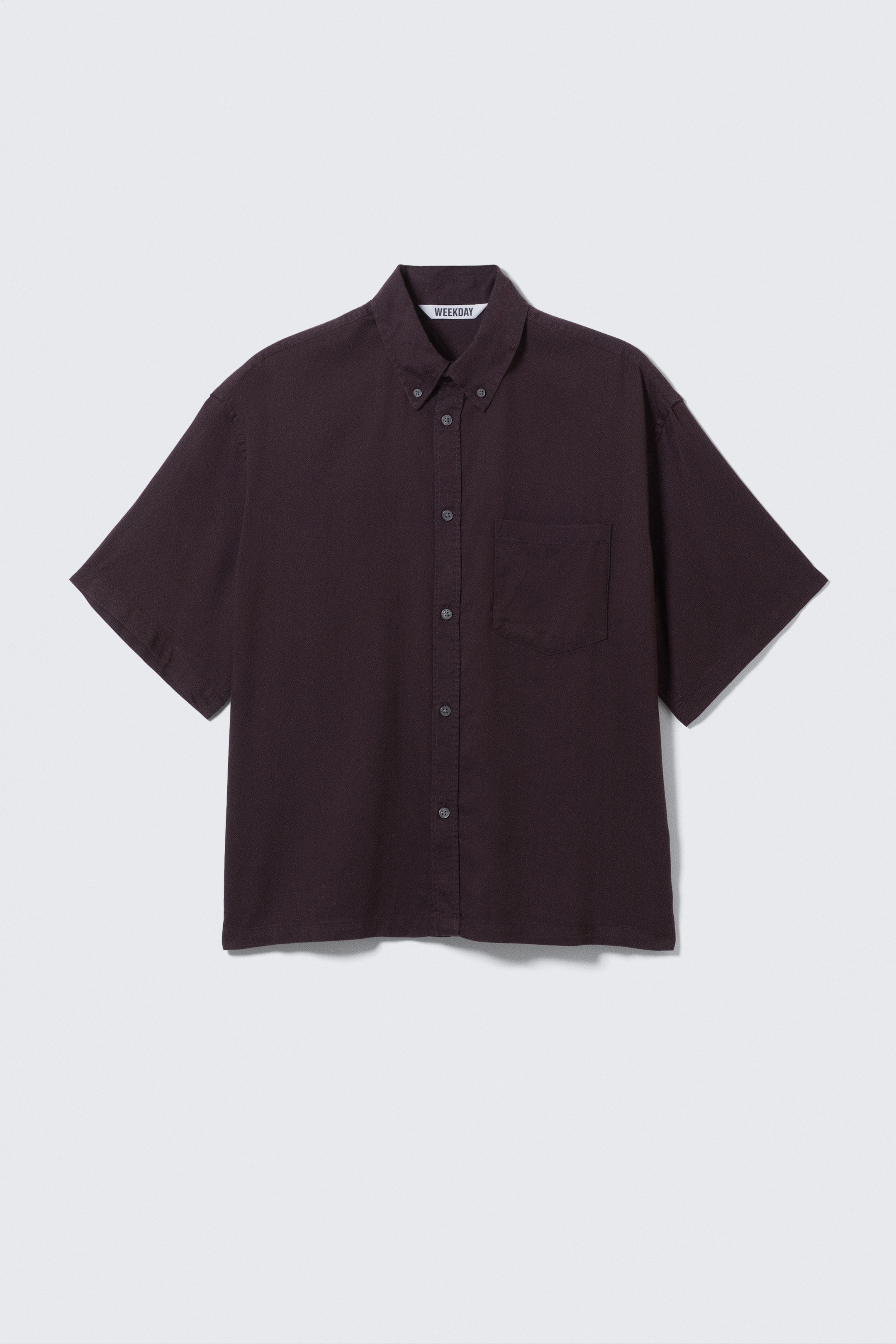 Mørkebrun - Oversized kortermet skjorte med drapert, boxy snitt - 1