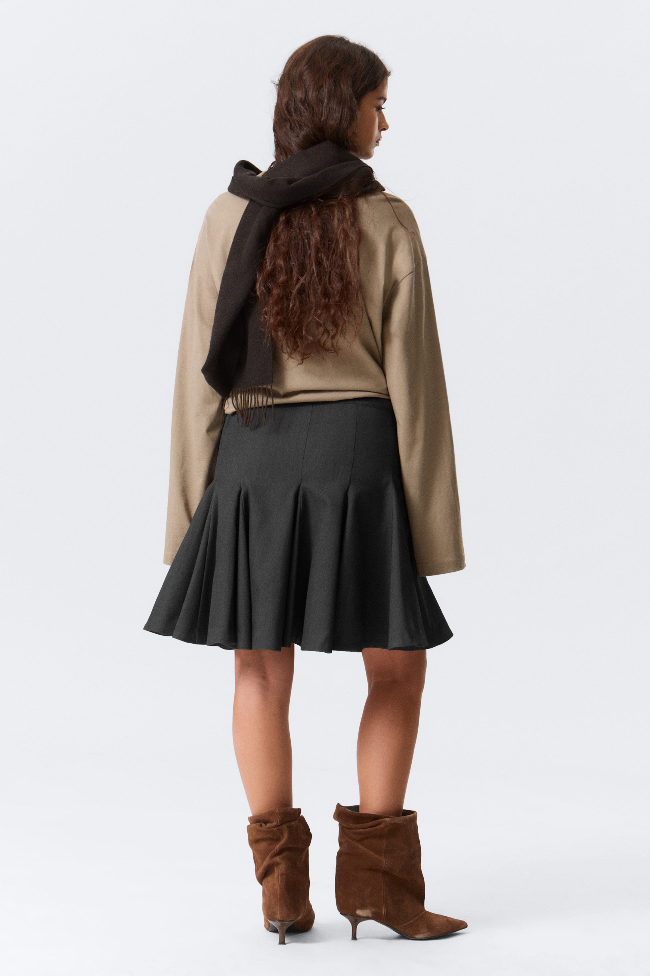 Dark Grey - Low Rise Flared Knee-Length Suiting Skirt - 2