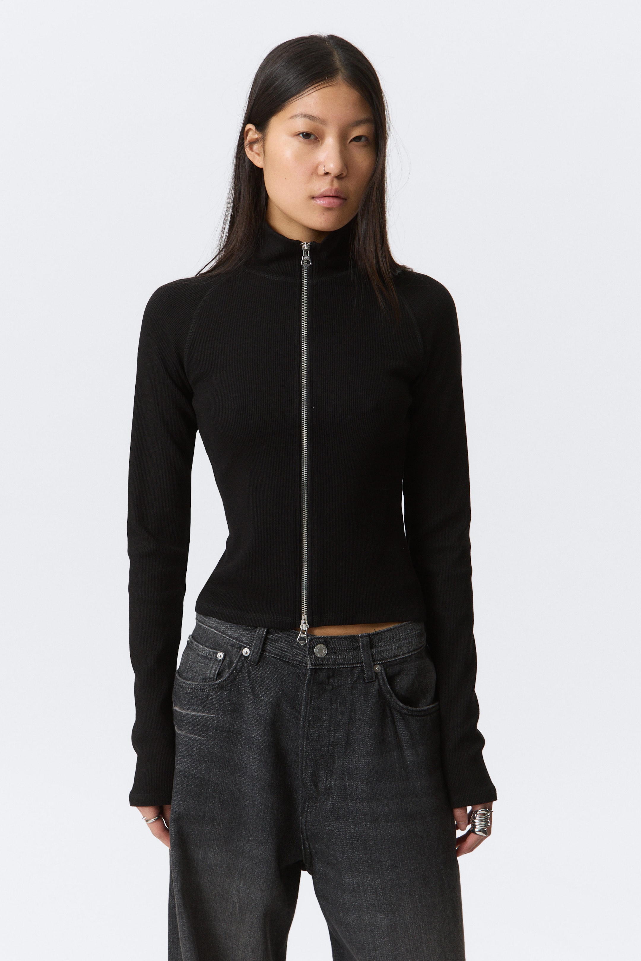 Black - Fitted Long-Sleeved Mock-Neck Zip Top - 0