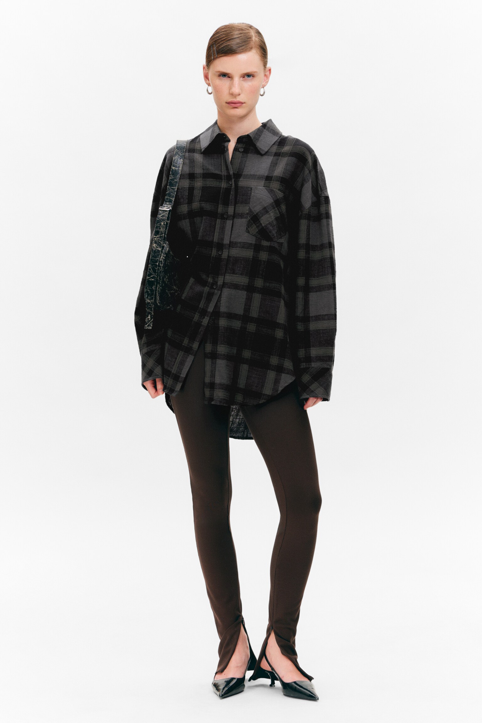 Oversized Long-Sleeved Cotton Shirt - Checked Dark Grey/Burgundy & Yellow Stripes/Dusty Pink - 4