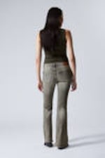 Canyon Grey - Mittelgrau - Flame Low Waist Slim Flared Leg Jeans - 3