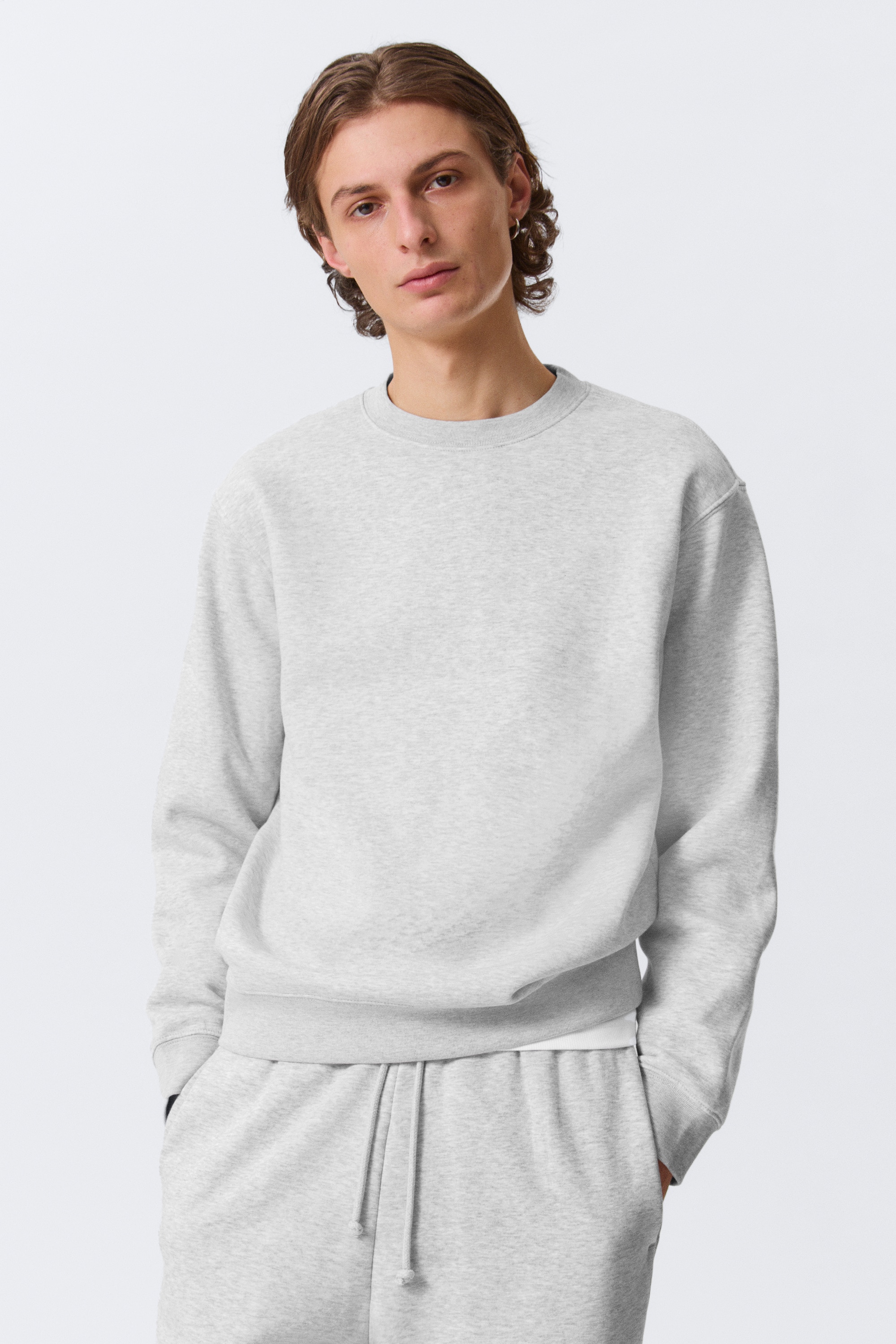 Klassisches Sweatshirt - Grau meliert/Schwarz/Marineblau/Staubgrau/Dunkelgrün/Burgunderrot