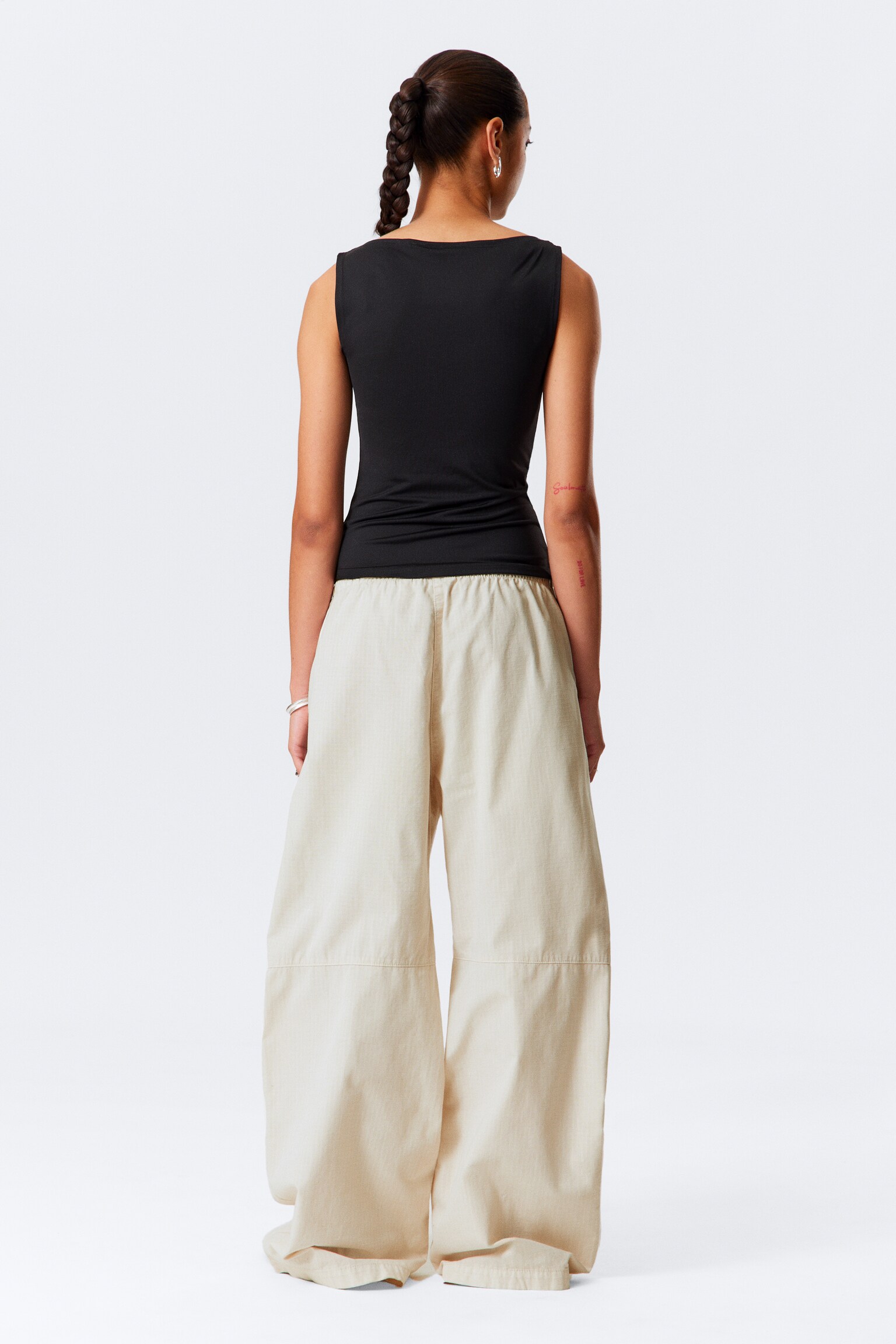 Forvaskede ripstop-bukser i loose fit - Lys beige/Sort - 4
