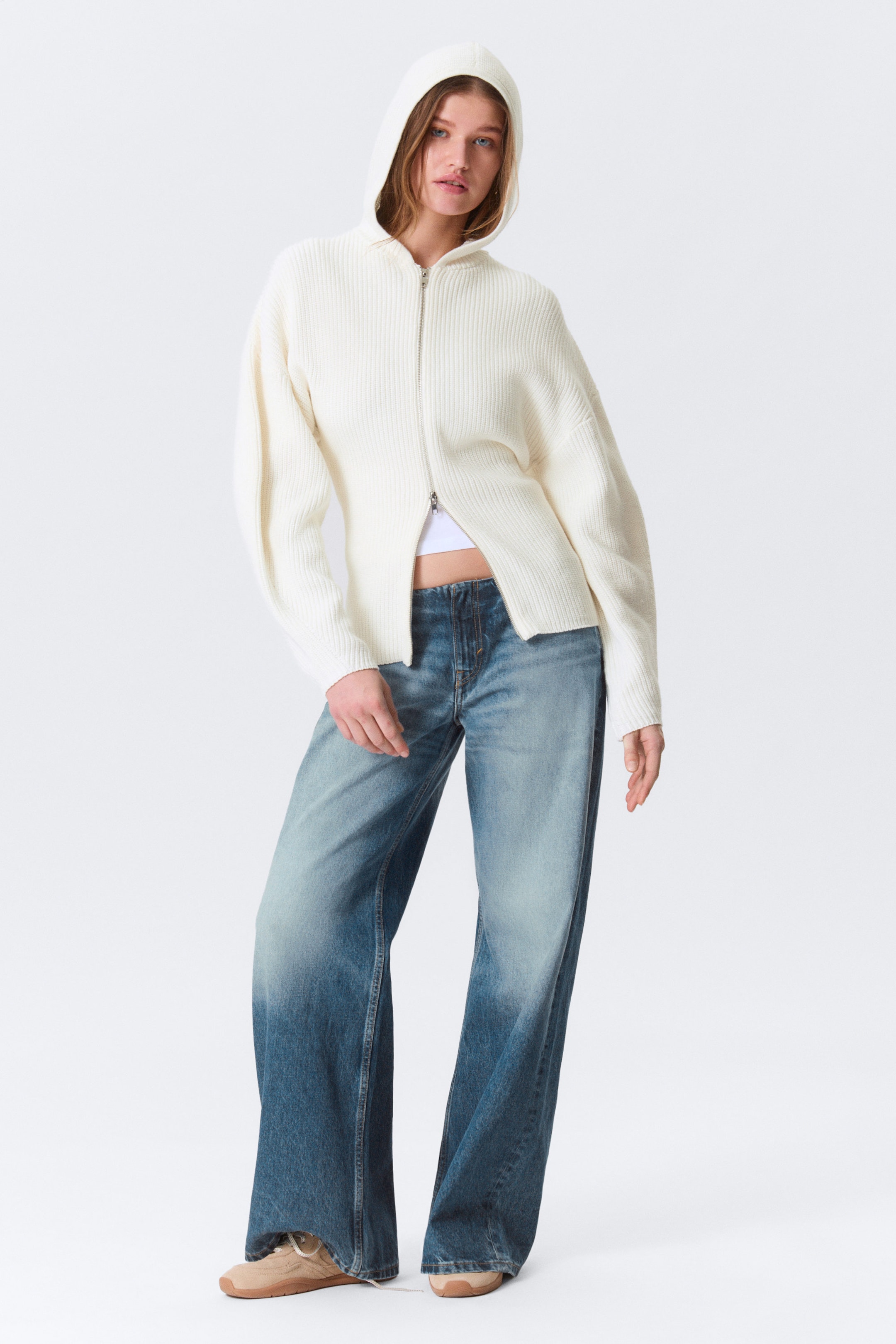 Weiß - Langer Strickhoodie mit Reißverschluss - 2