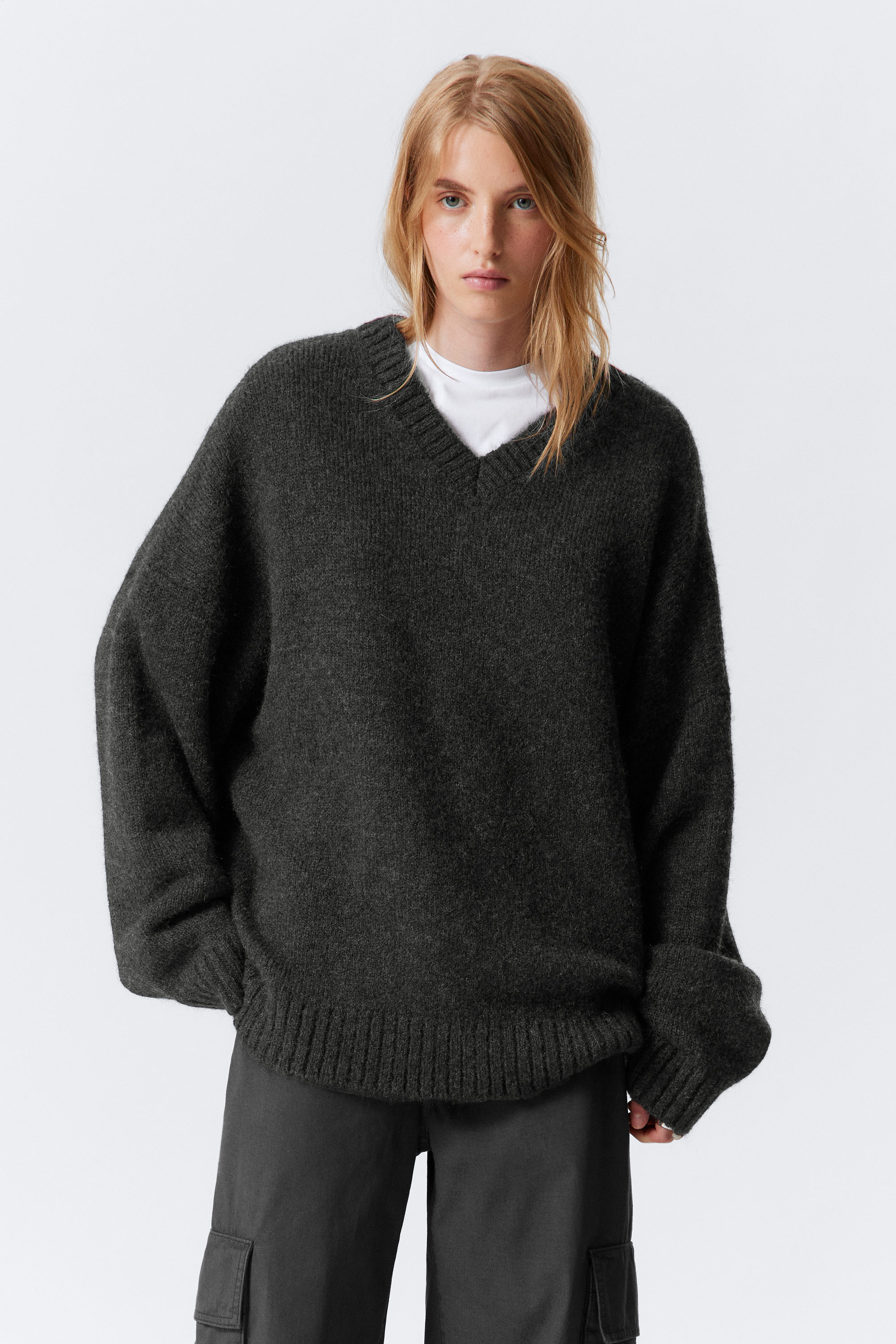 Black - Oversized V-Neck Wool Blend Sweater - 1