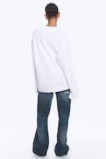 Weiß - Oversized-T-Shirt mit langen Ärmeln - 2