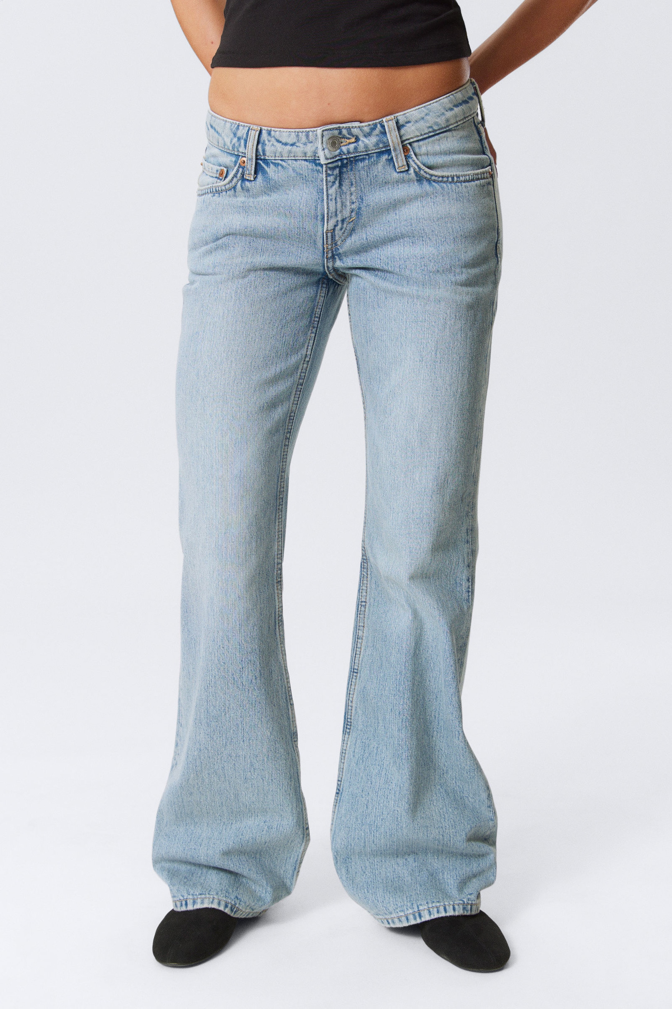 #80AAD8 - Nova Low Rise Slim Bootcut Leg Jeans - 2