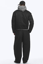 Ausgewaschenes Schwarz - Übergangsjacke mit Kordelzug - 4