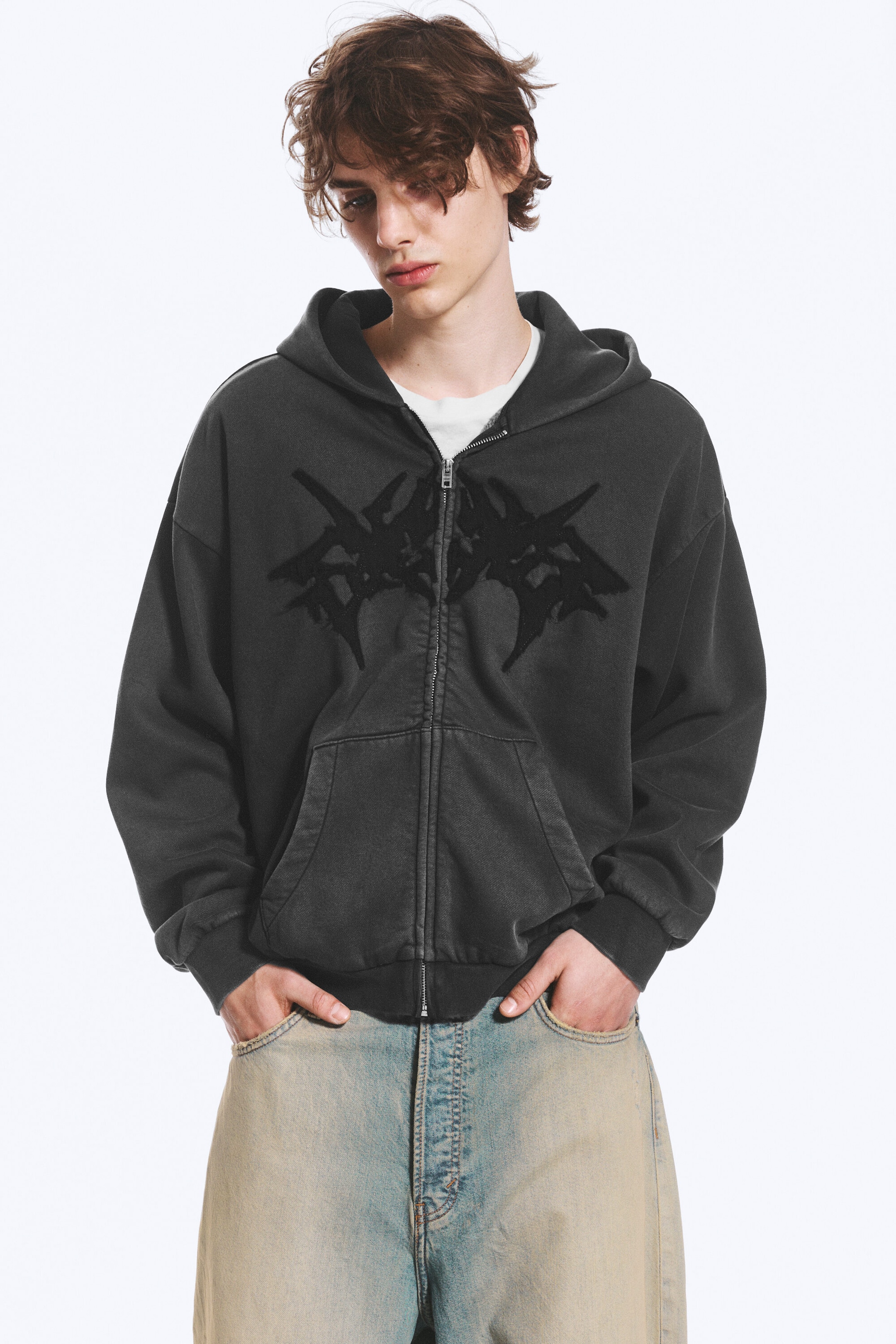 Verwaschenes Schwarz - Weiter Hoodie mit Reißverschluss und Print - 1