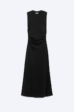 Schwarz - Ärmelloses Maxikleid mit Raffungen - 0