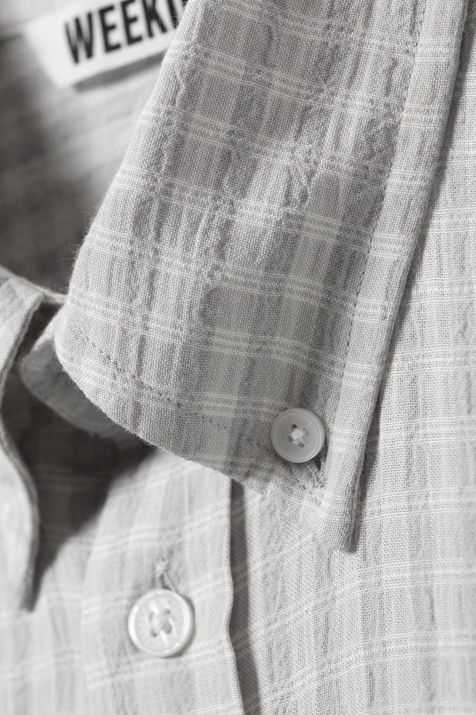 Checked Grey - Loose Structured Button-Down Shirt - 2