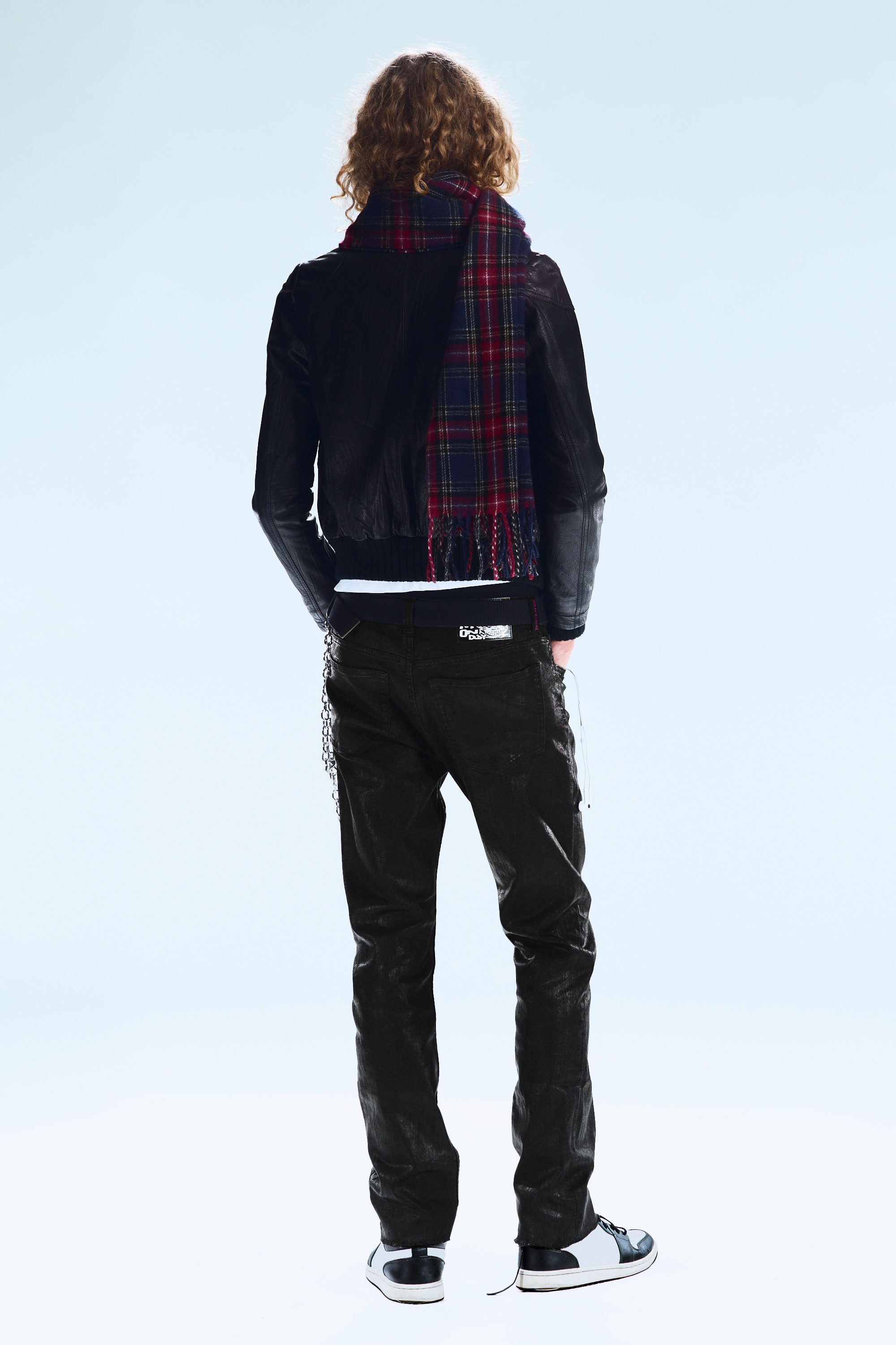 Black - Sleeze Skinny Cracked Jeans - 2