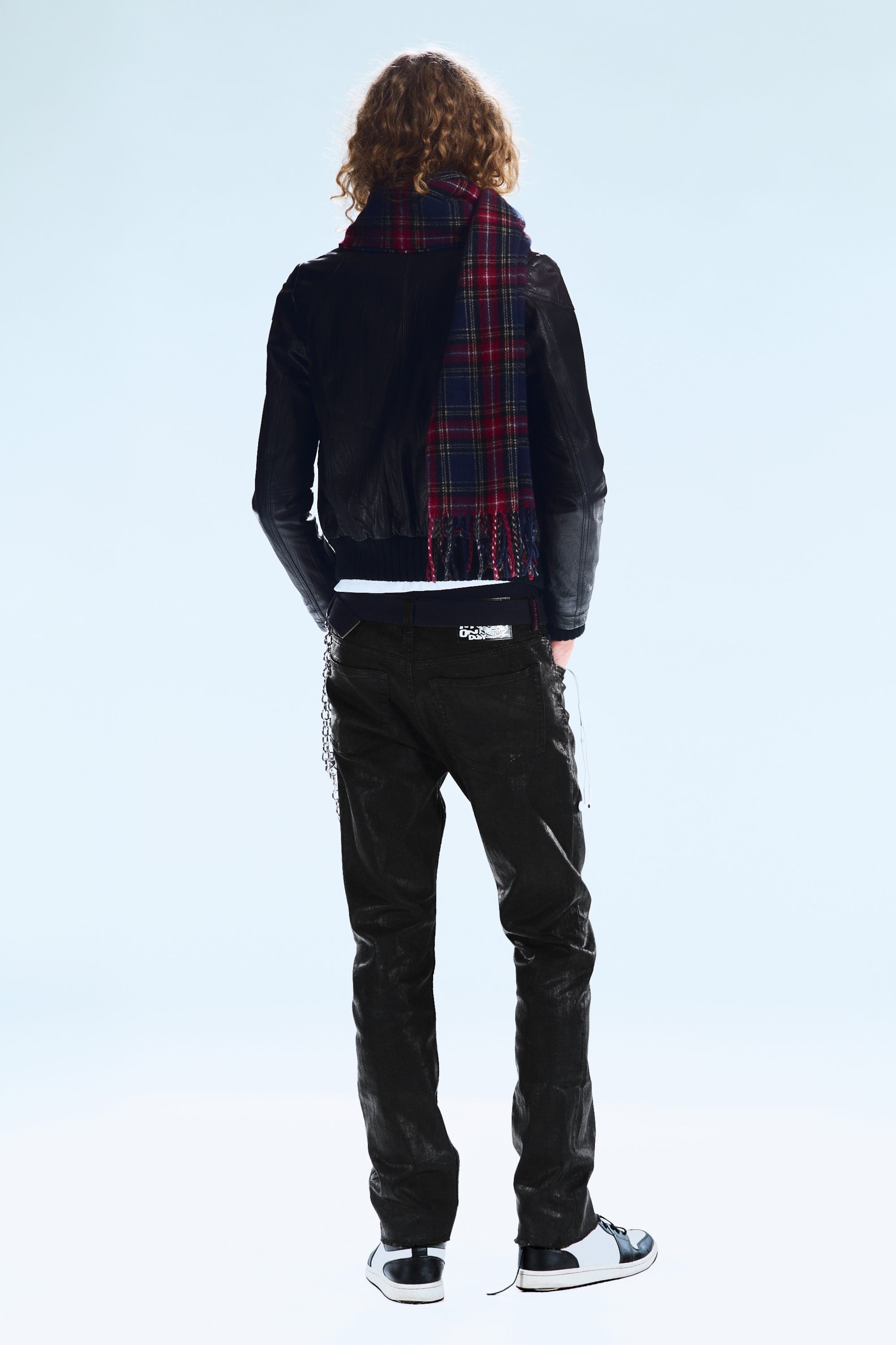 Black - Sleeze Skinny Cracked Jeans - 2