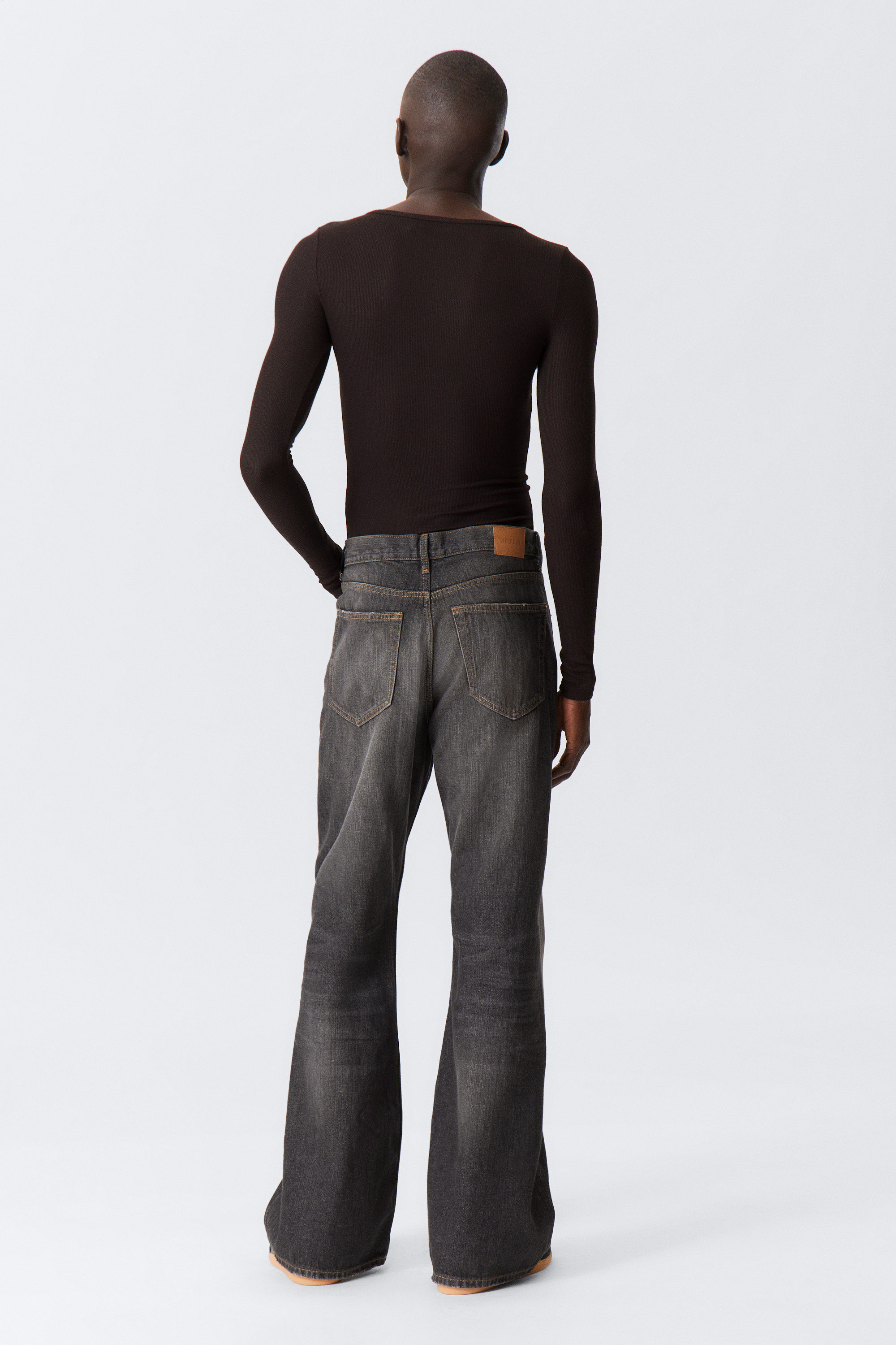 Ash Black - Schwarz - Time Loose Bootcut Leg Jeans - 9
