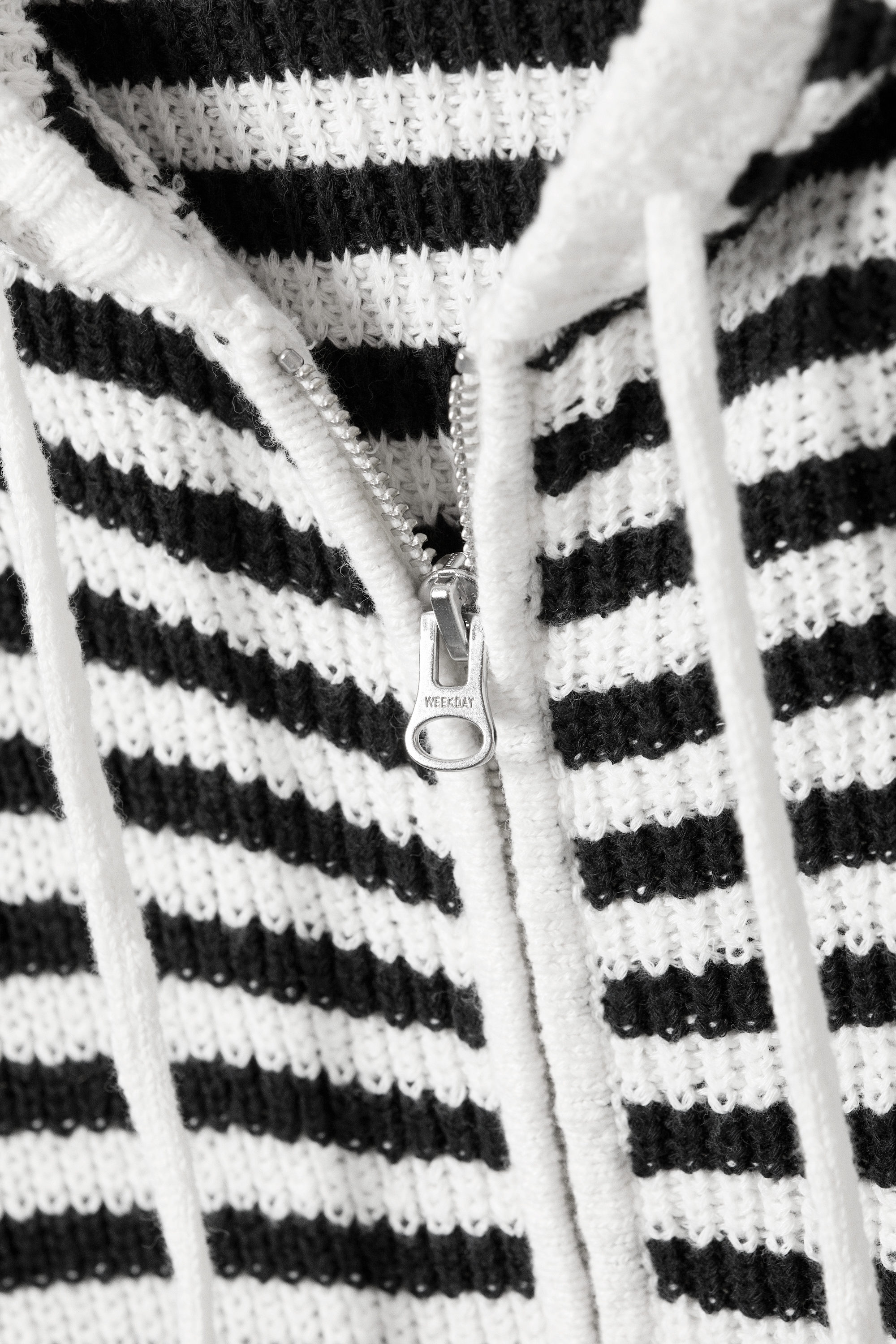 Black & White Stripes - Striped Knitted Slim Fit Zip Hoodie - 5
