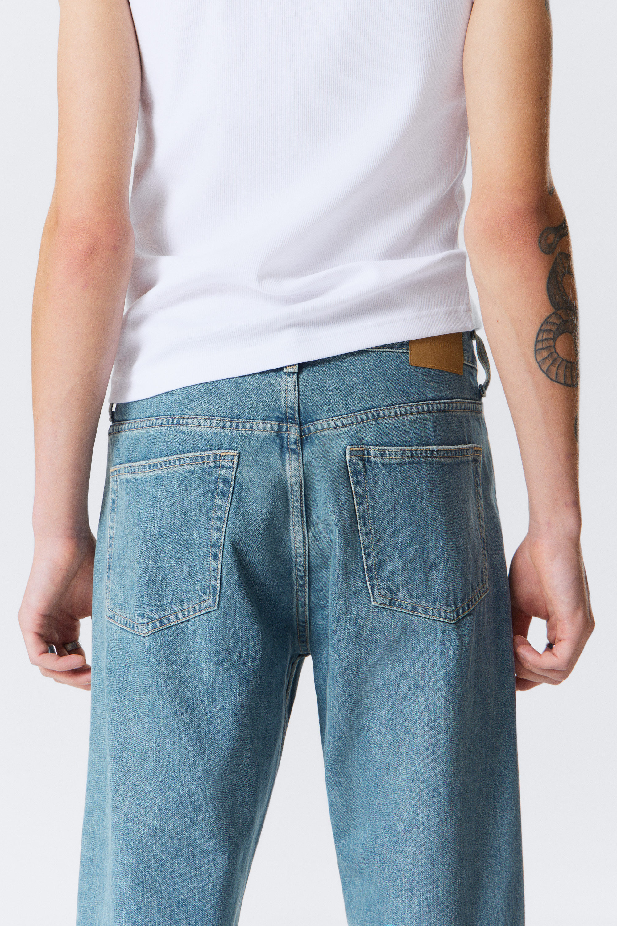 2000 Blue - Medium Blue - Space Relaxed Straight Leg Jeans - 3
