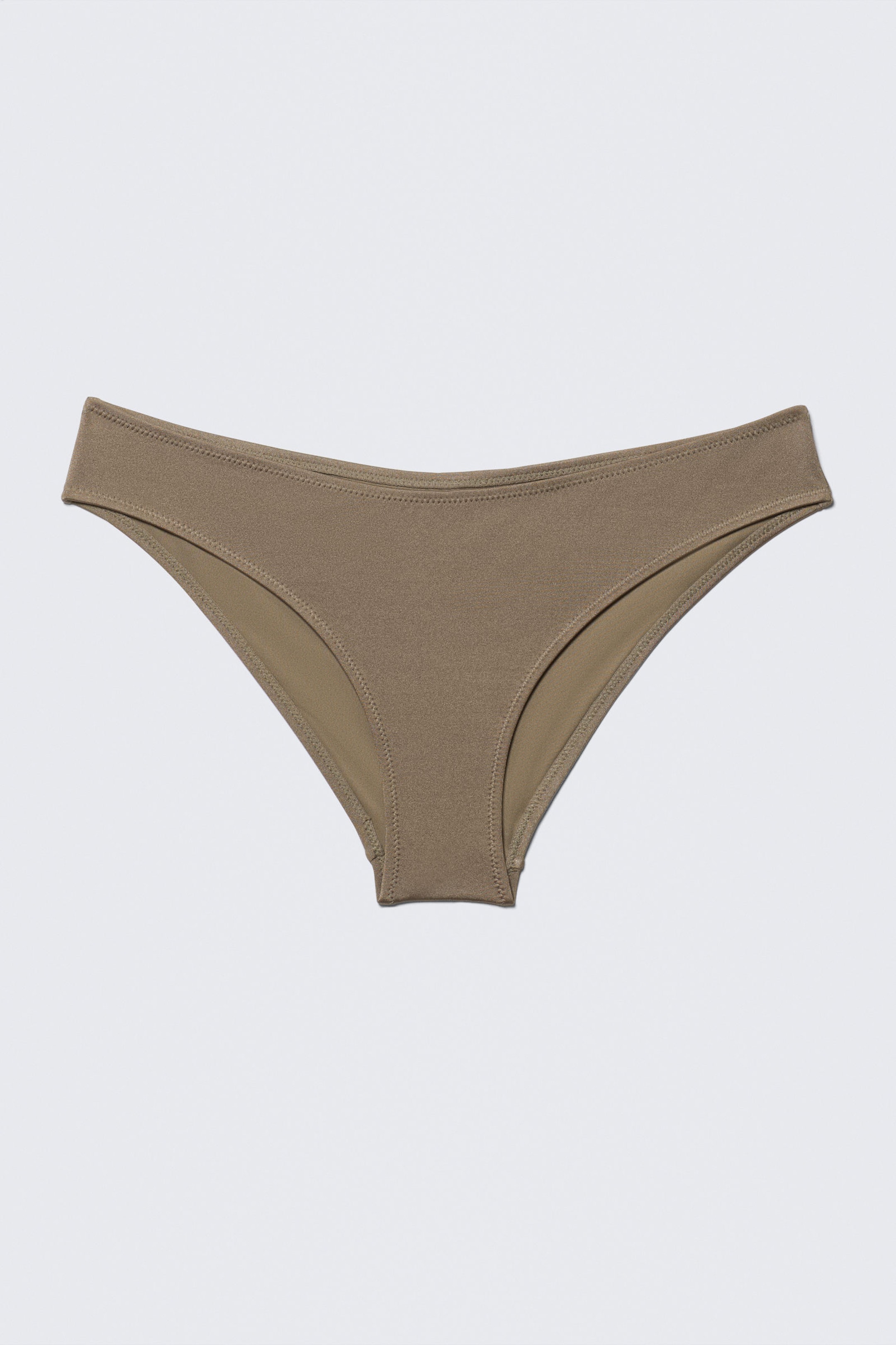 Dimmig mullvad - Släta bikinitrosor - 2