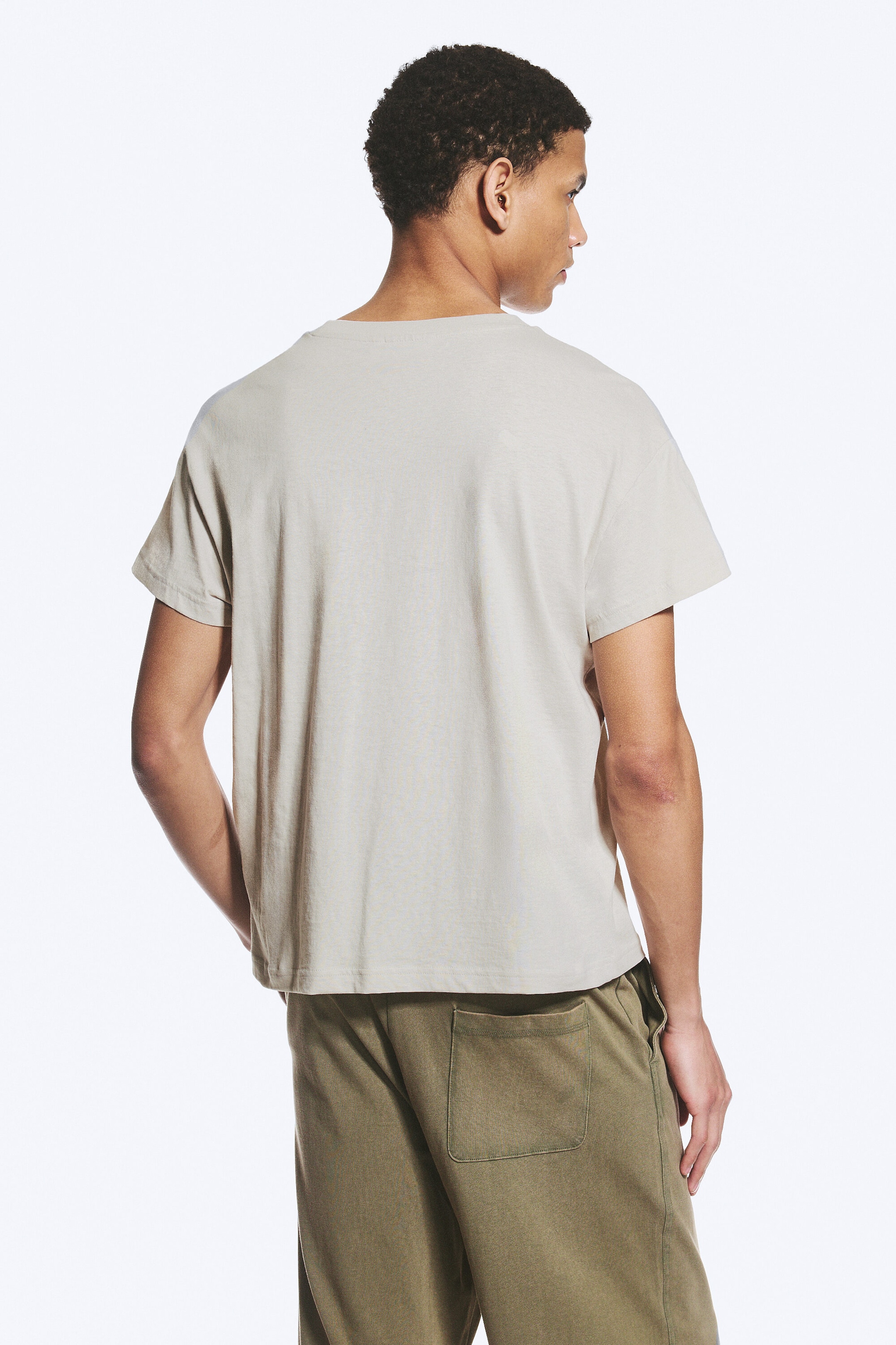 Helles Maulwurfsgrau - Boxy T-Shirt aus Baumwolle mit Flügelärmeln - 3